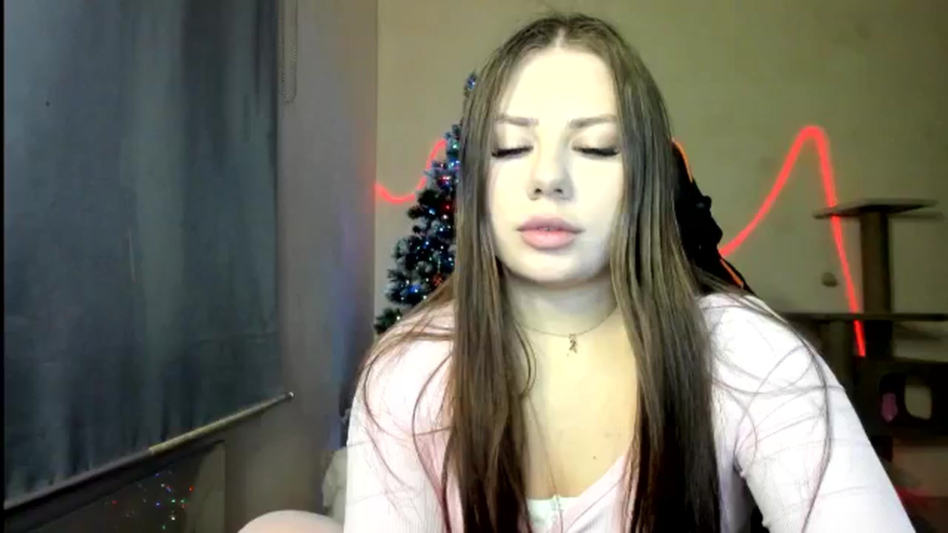 Gallery image thumbnail from FlyingDream's myfreecams stream on, 12/29/2025, 17:59 image 8 of 20