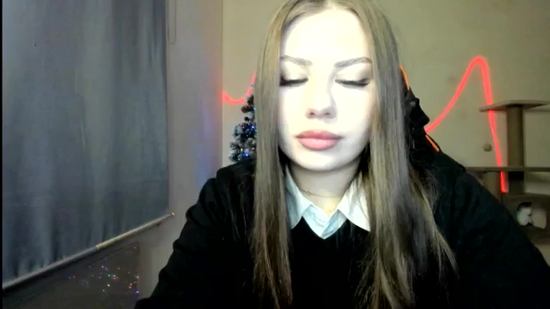 Gallery image thumbnail from FlyingDream's myfreecams stream on, 01/02/2026, 15:52 image 5 of 20