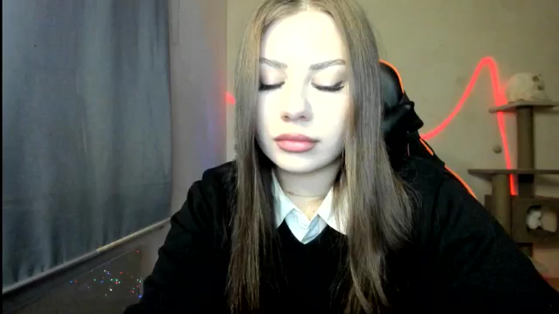 Gallery image thumbnail from FlyingDream's myfreecams stream on, 01/02/2026, 15:52 image 1 of 20
