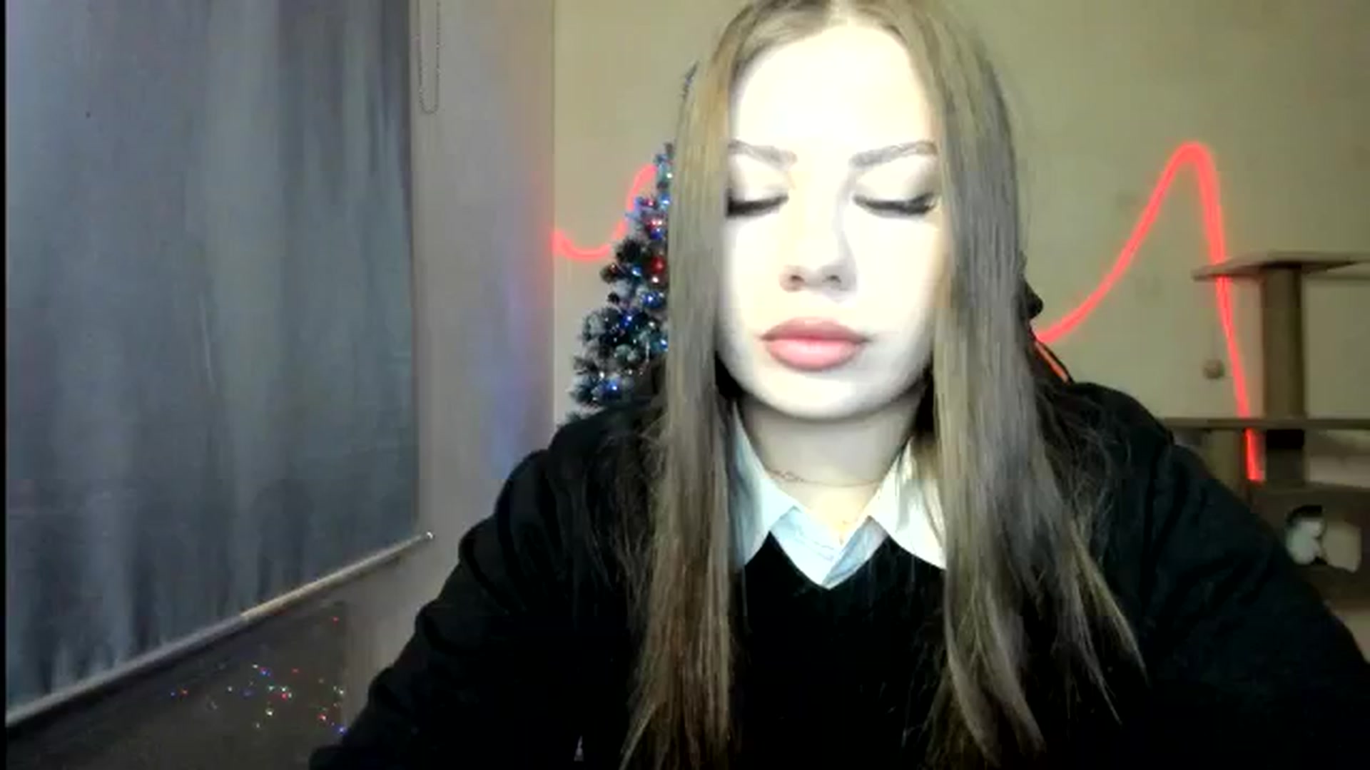 Gallery image thumbnail from FlyingDream's myfreecams stream on, 01/02/2026, 15:52 image 4 of 20