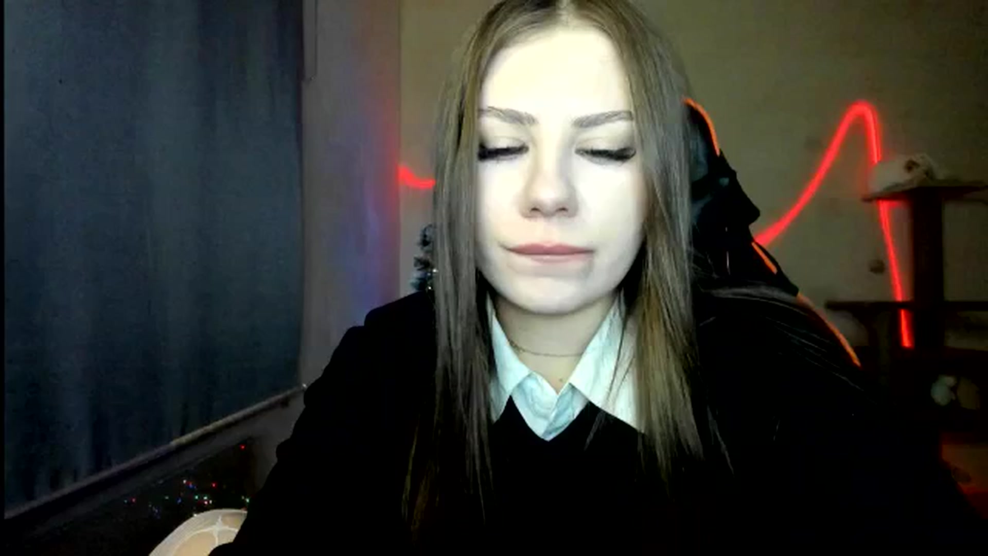 Gallery image thumbnail from FlyingDream's myfreecams stream on, 01/02/2026, 17:00 image 6 of 20
