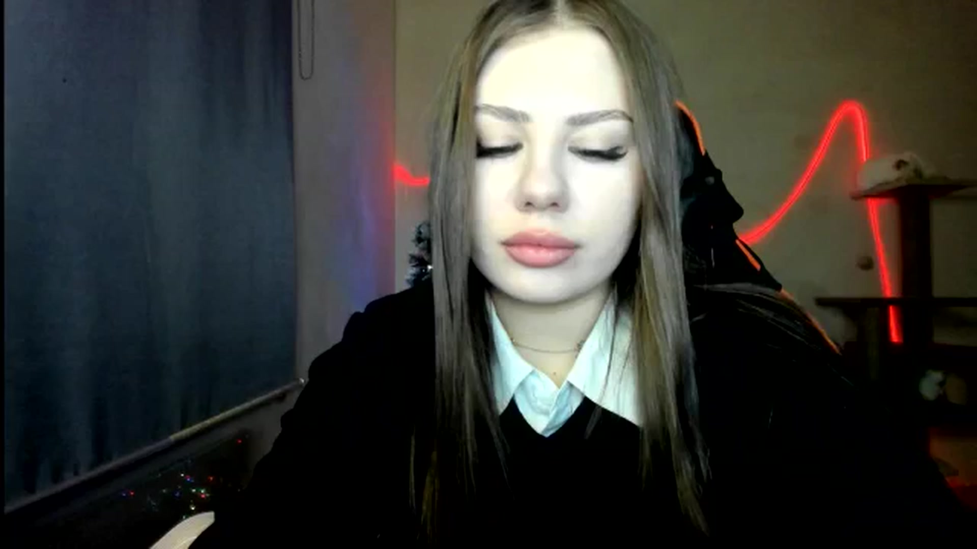 Gallery image thumbnail from FlyingDream's myfreecams stream on, 01/02/2026, 17:00 image 1 of 20
