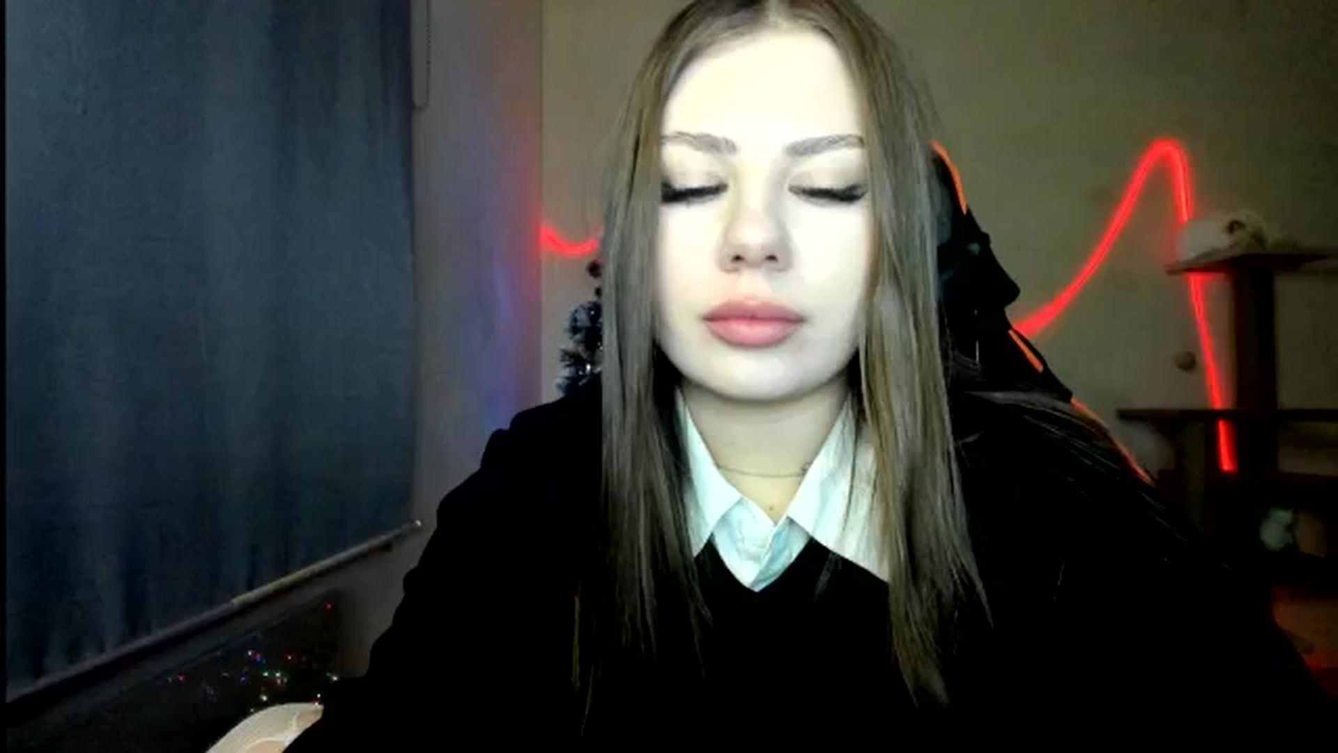 Gallery image thumbnail from FlyingDream's myfreecams stream on, 01/02/2026, 17:00 image 2 of 20