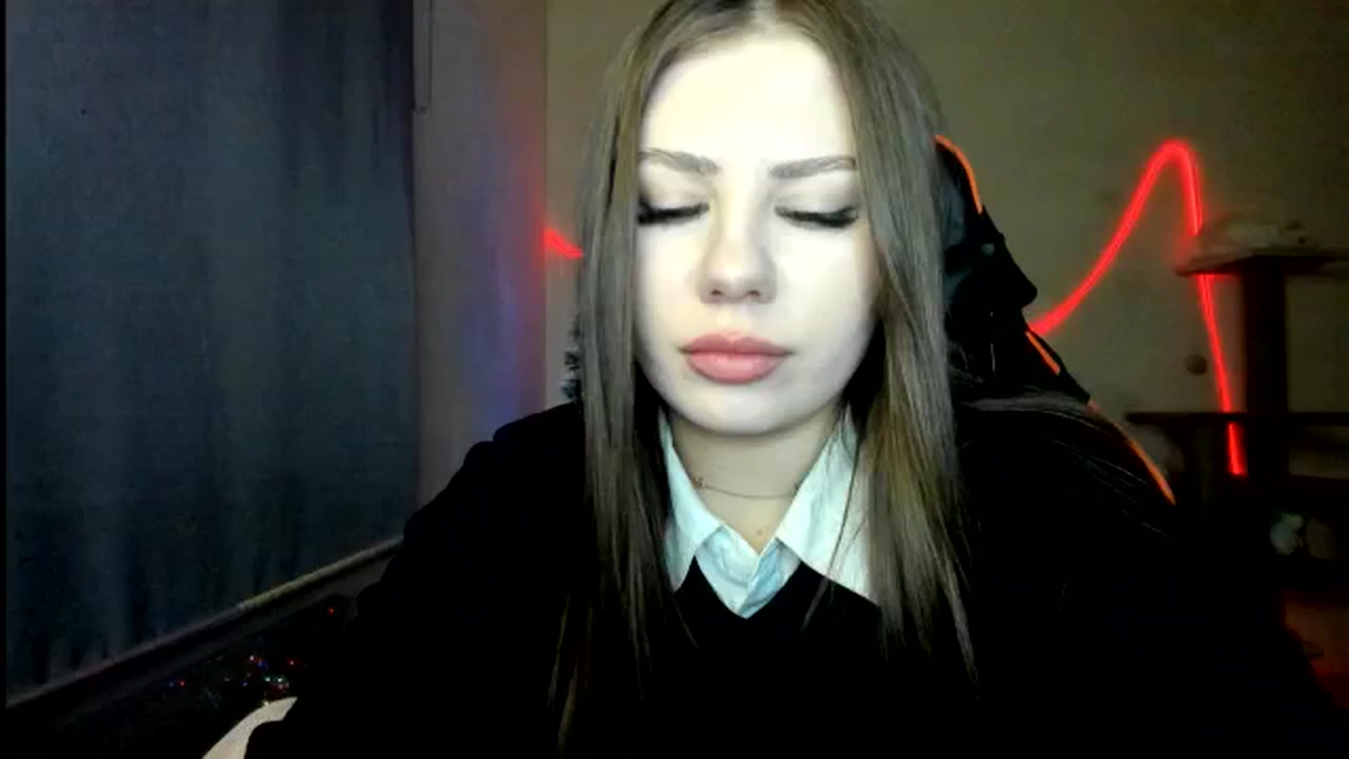 Gallery image thumbnail from FlyingDream's myfreecams stream on, 01/02/2026, 17:00 image 8 of 20