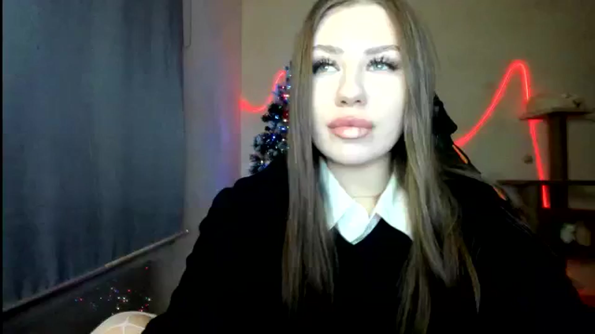 Gallery image thumbnail from FlyingDream's myfreecams stream on, 01/02/2026, 17:00 image 20 of 20