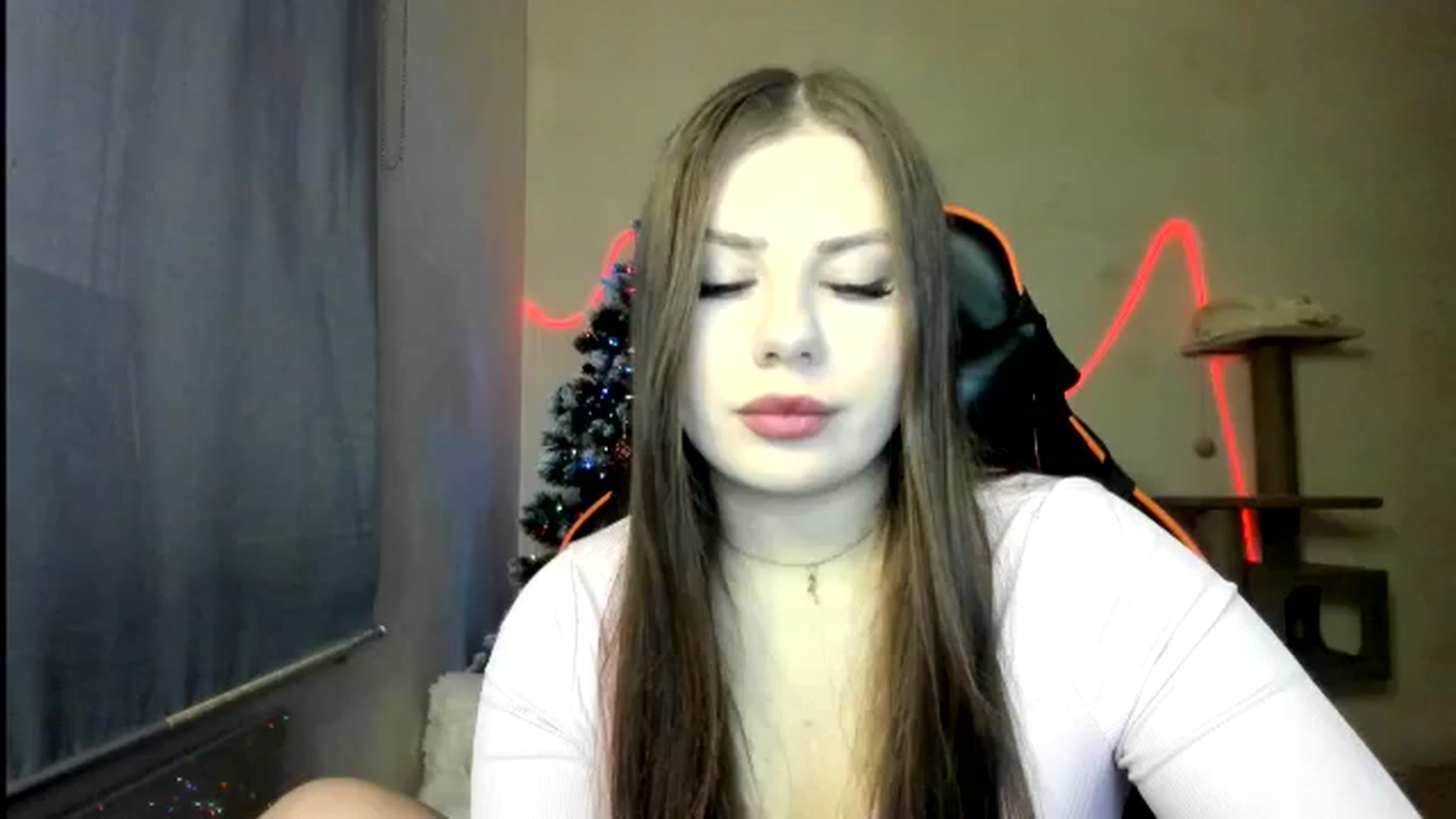 Gallery image thumbnail from FlyingDream's myfreecams stream on, 01/03/2026, 13:33 image 9 of 20
