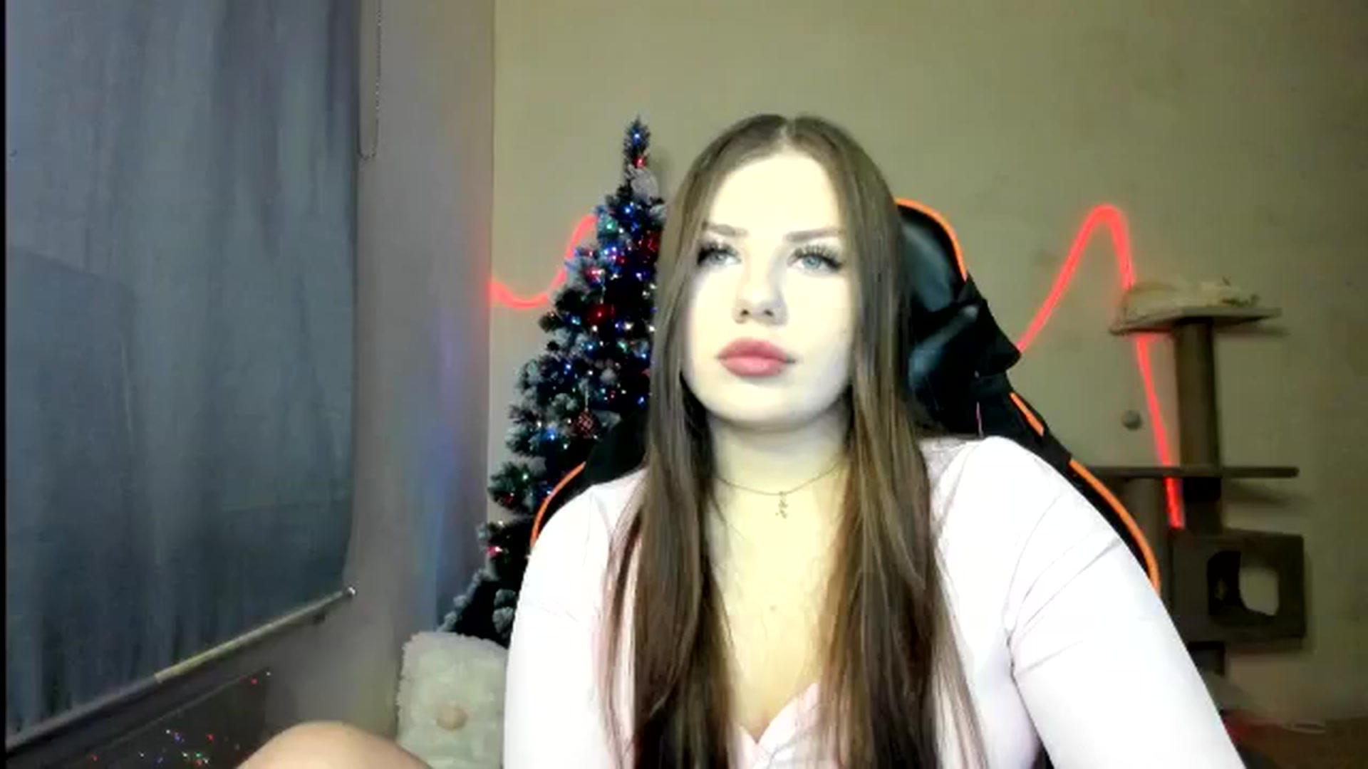 Gallery image thumbnail from FlyingDream's myfreecams stream on, 01/03/2026, 13:33 image 8 of 20