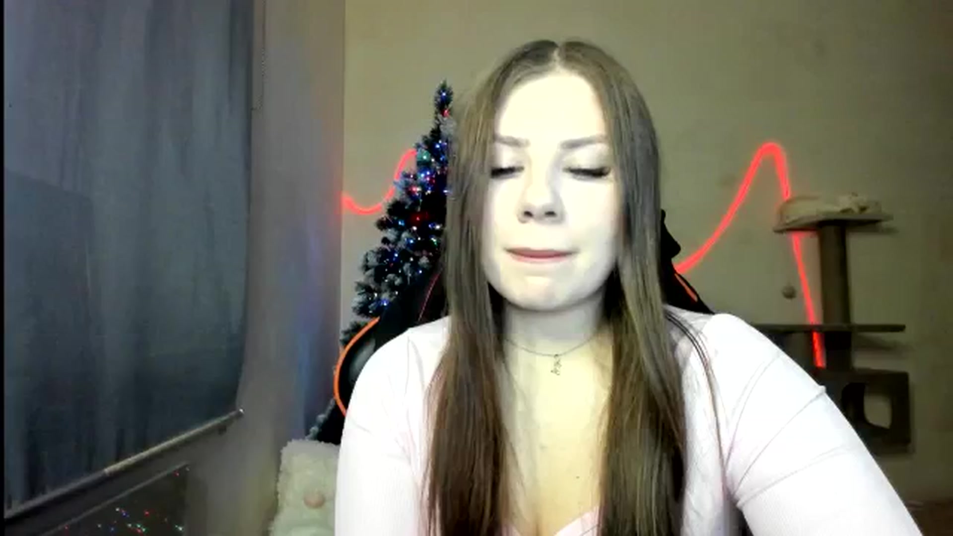 Gallery image thumbnail from FlyingDream's myfreecams stream on, 01/03/2026, 13:33 image 14 of 20