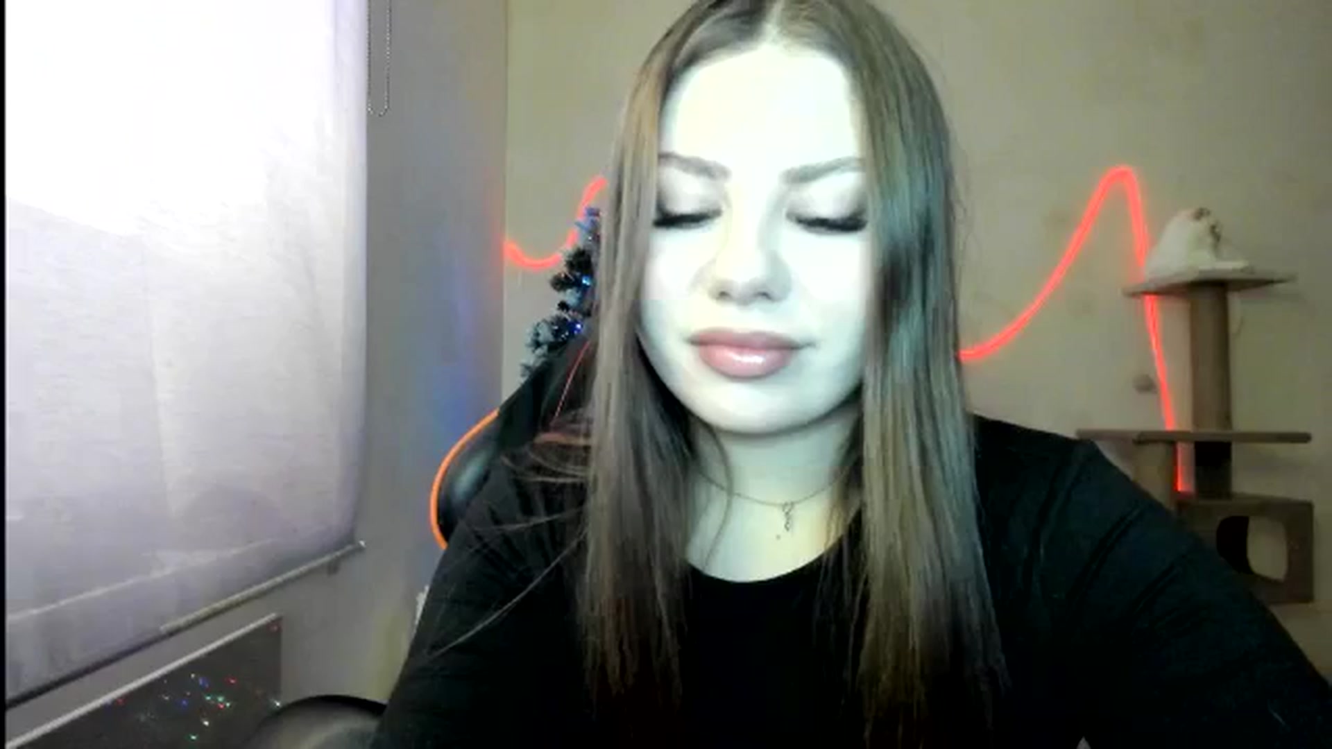 Gallery image thumbnail from FlyingDream's myfreecams stream on, 01/04/2026, 10:42 image 14 of 20