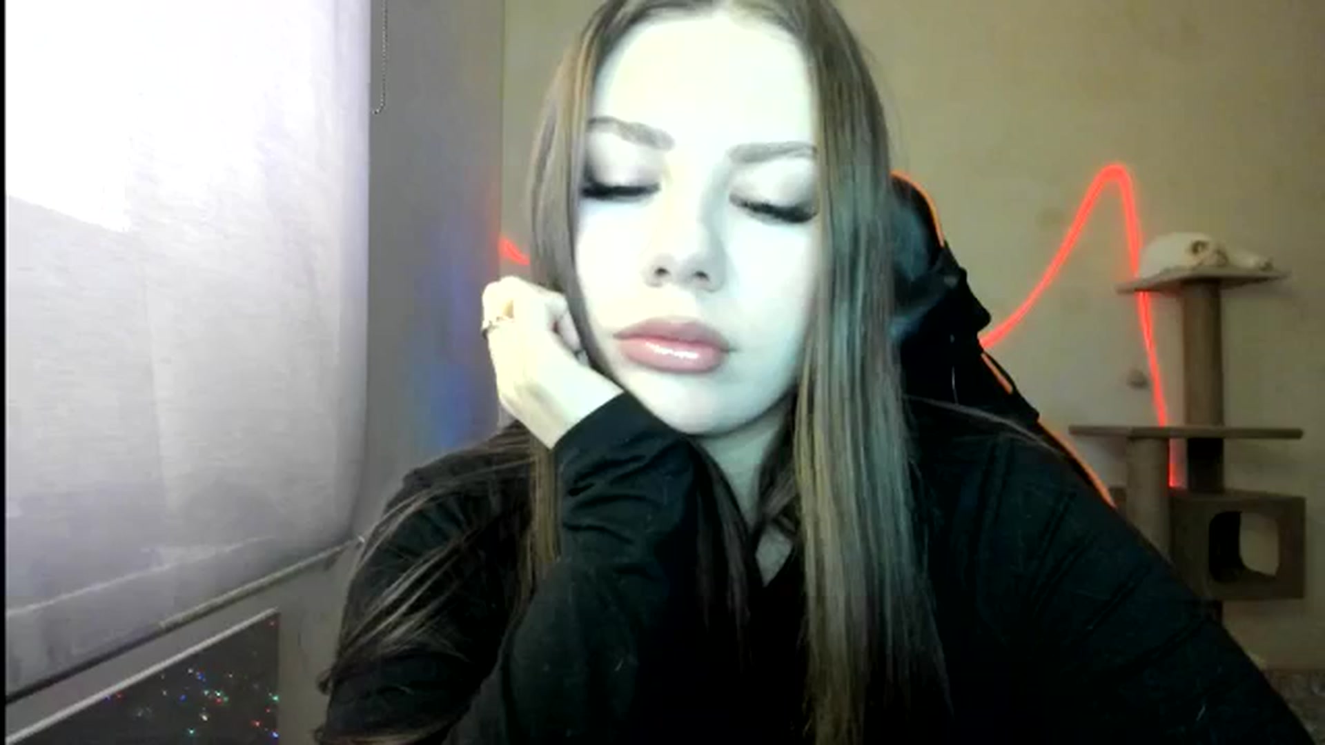 Gallery image thumbnail from FlyingDream's myfreecams stream on, 01/04/2026, 10:42 image 11 of 20