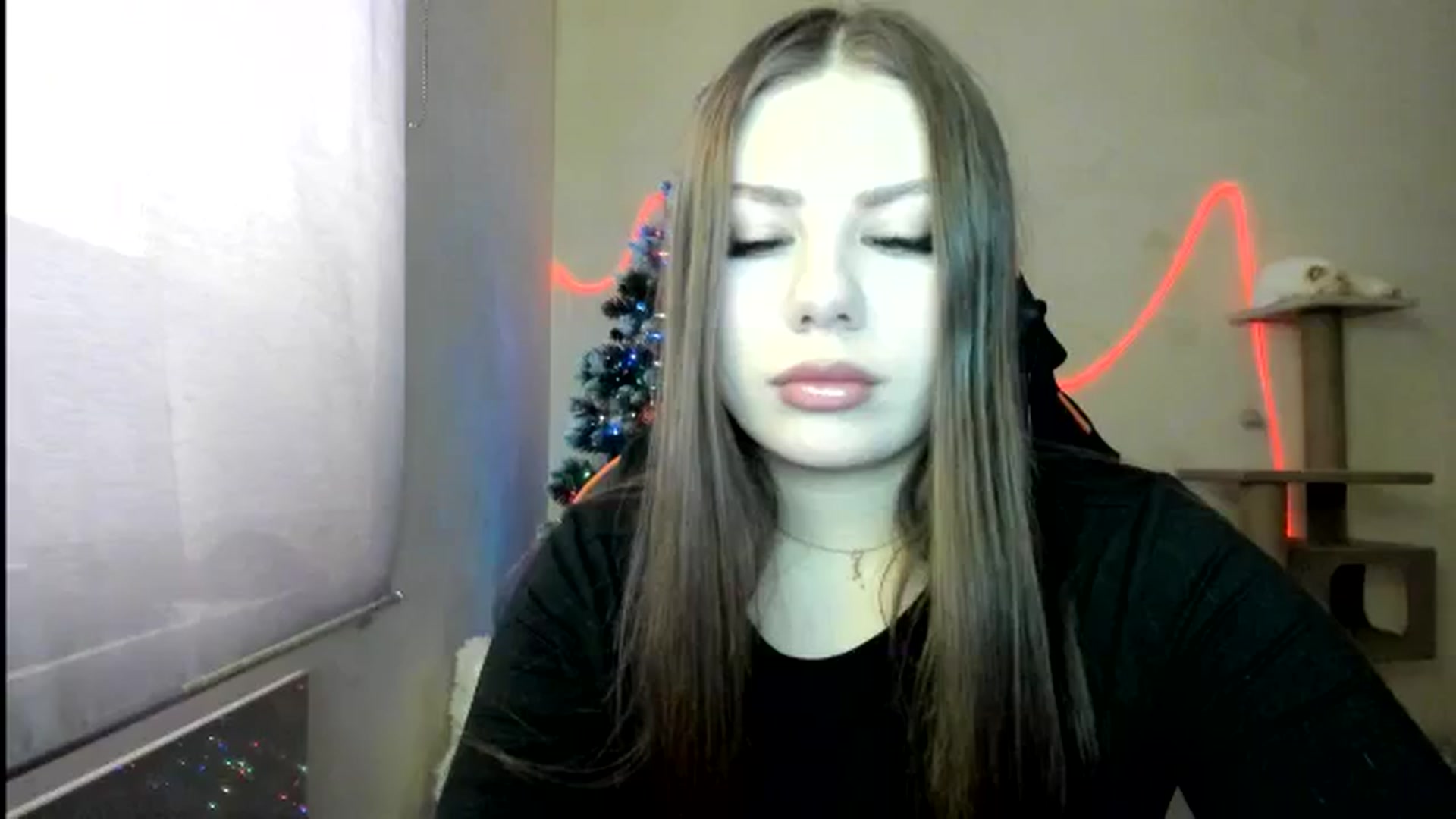 Gallery image thumbnail from FlyingDream's myfreecams stream on, 01/04/2026, 10:42 image 12 of 20