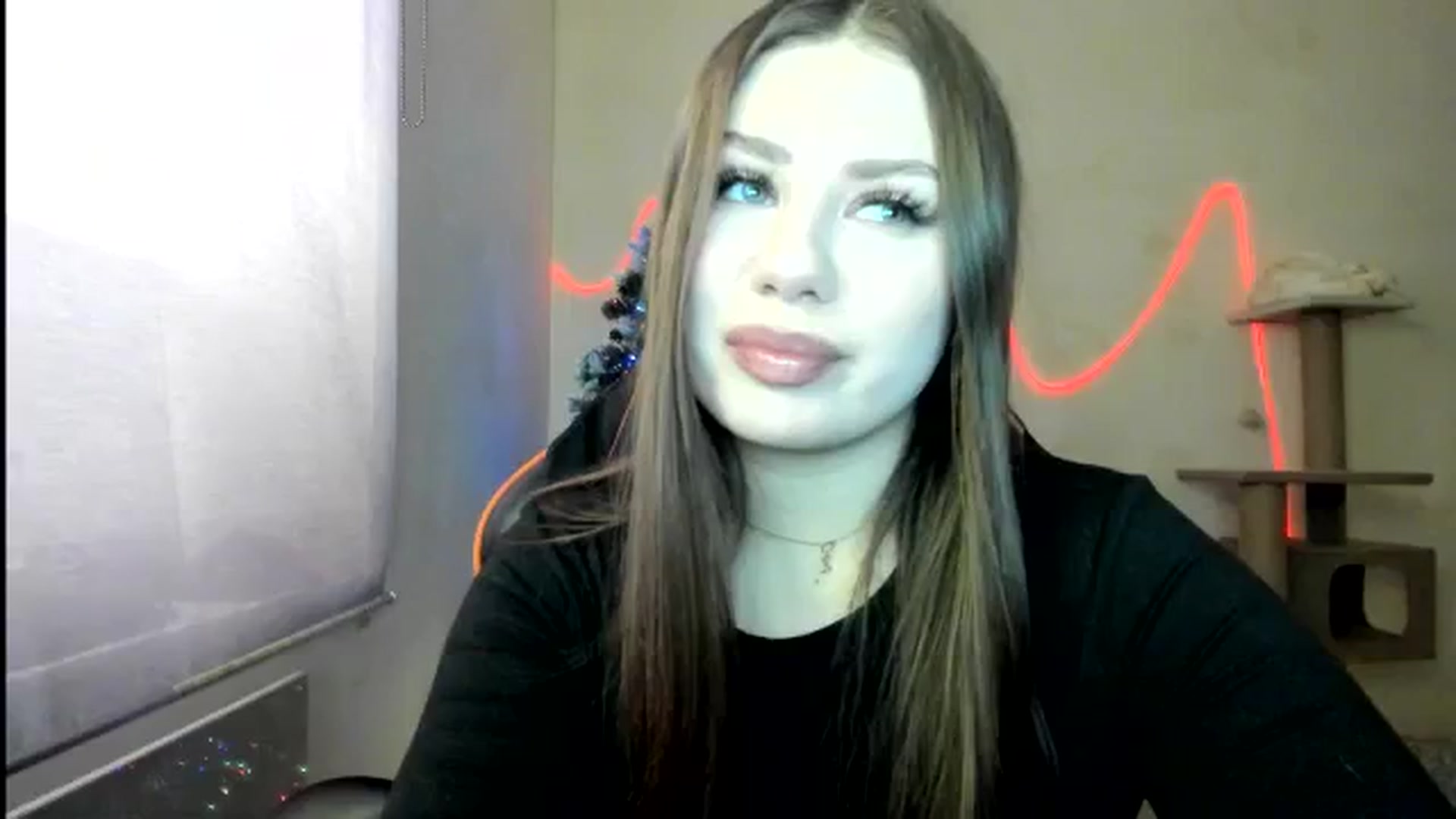 Gallery image thumbnail from FlyingDream's myfreecams stream on, 01/04/2026, 10:42 image 16 of 20