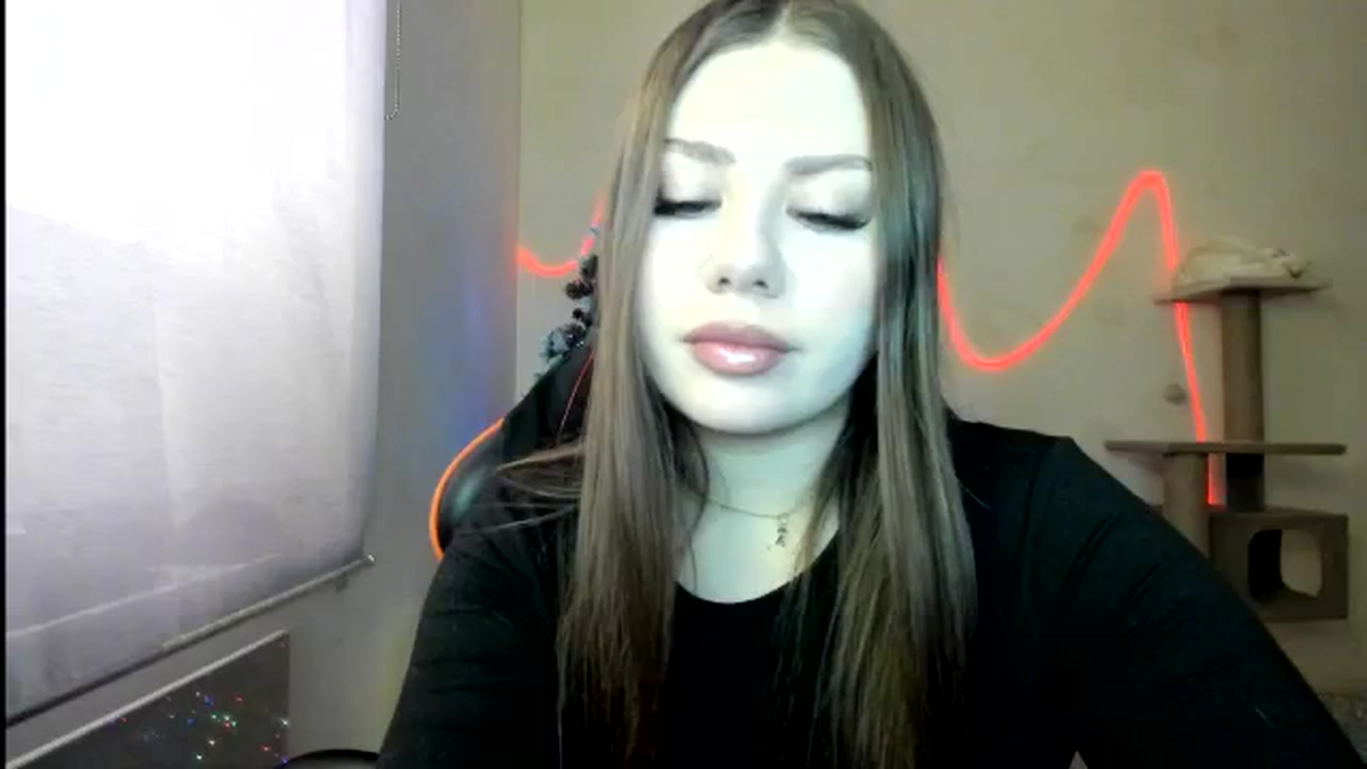 Gallery image thumbnail from FlyingDream's myfreecams stream on, 01/04/2026, 10:42 image 17 of 20