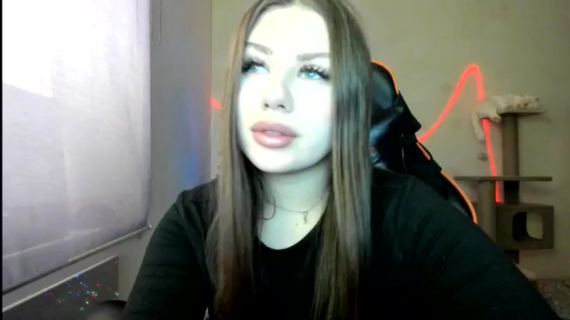 Gallery image thumbnail from FlyingDream's myfreecams stream on, 01/04/2026, 11:22 image 9 of 20