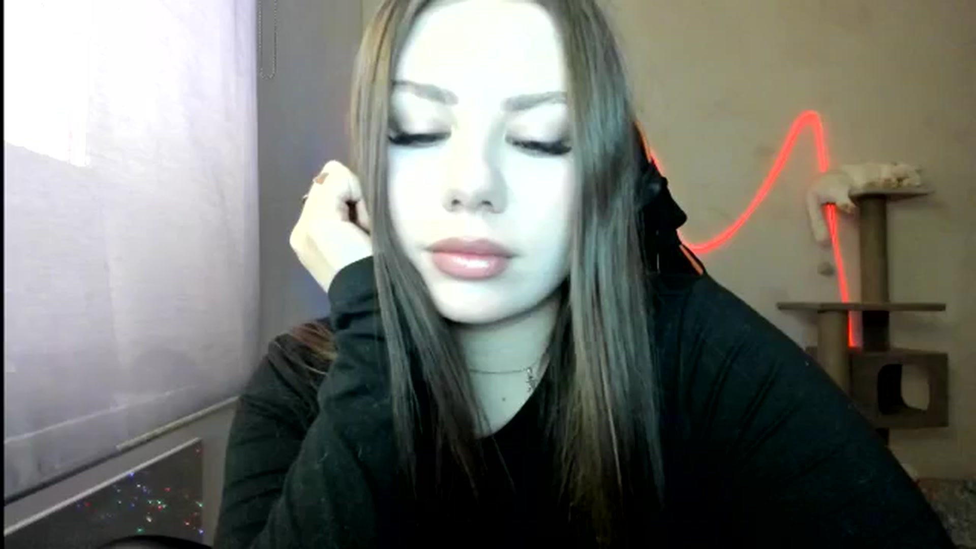Gallery image thumbnail from FlyingDream's myfreecams stream on, 01/04/2026, 11:22 image 11 of 20