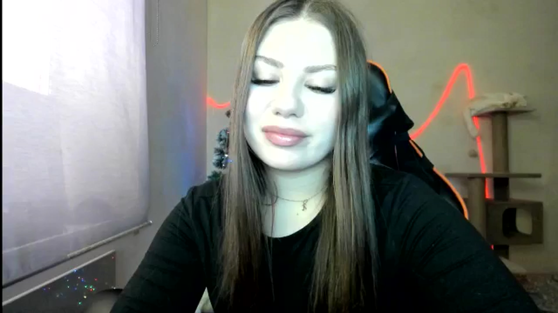 Gallery image thumbnail from FlyingDream's myfreecams stream on, 01/04/2026, 11:22 image 6 of 20