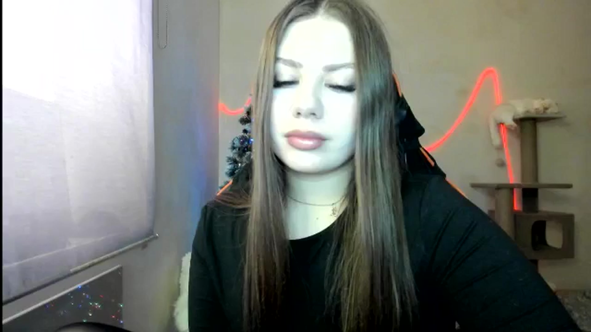 Gallery image thumbnail from FlyingDream's myfreecams stream on, 01/04/2026, 11:22 image 13 of 20
