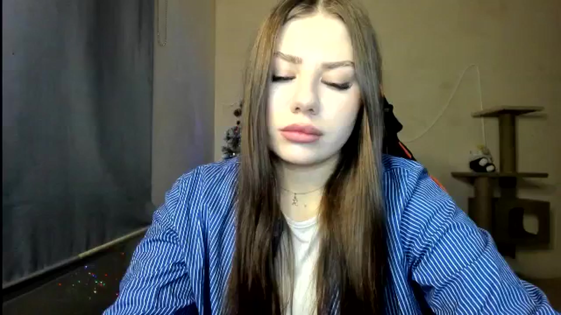 Gallery image thumbnail from FlyingDream's myfreecams stream on, 01/06/2026, 15:27 image 4 of 20