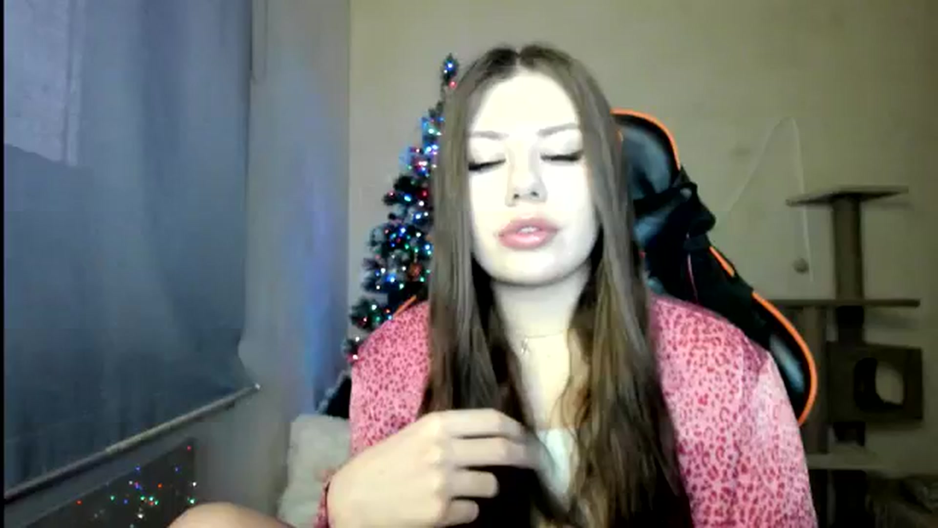 Gallery image thumbnail from FlyingDream's myfreecams stream on, 01/07/2026, 14:03 image 11 of 20