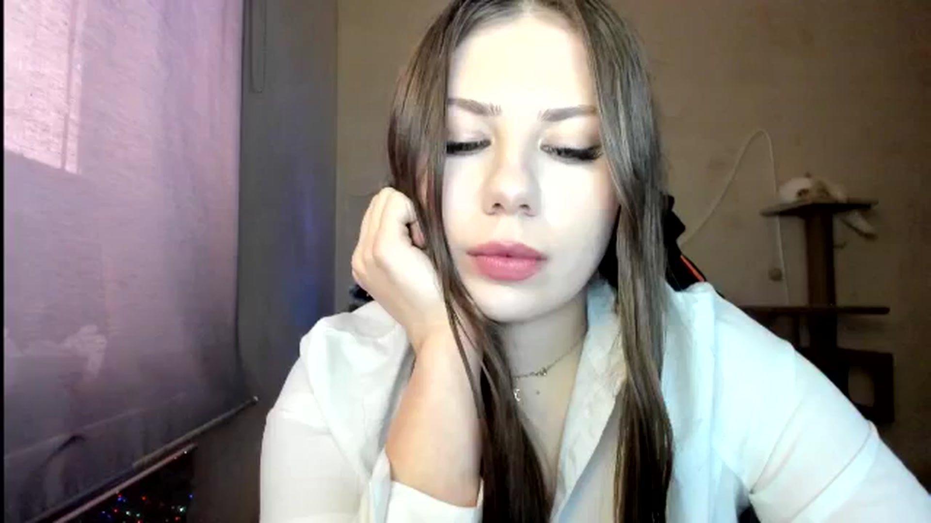 Gallery image thumbnail from FlyingDream's myfreecams stream on, 01/11/2026, 12:47 image 11 of 20