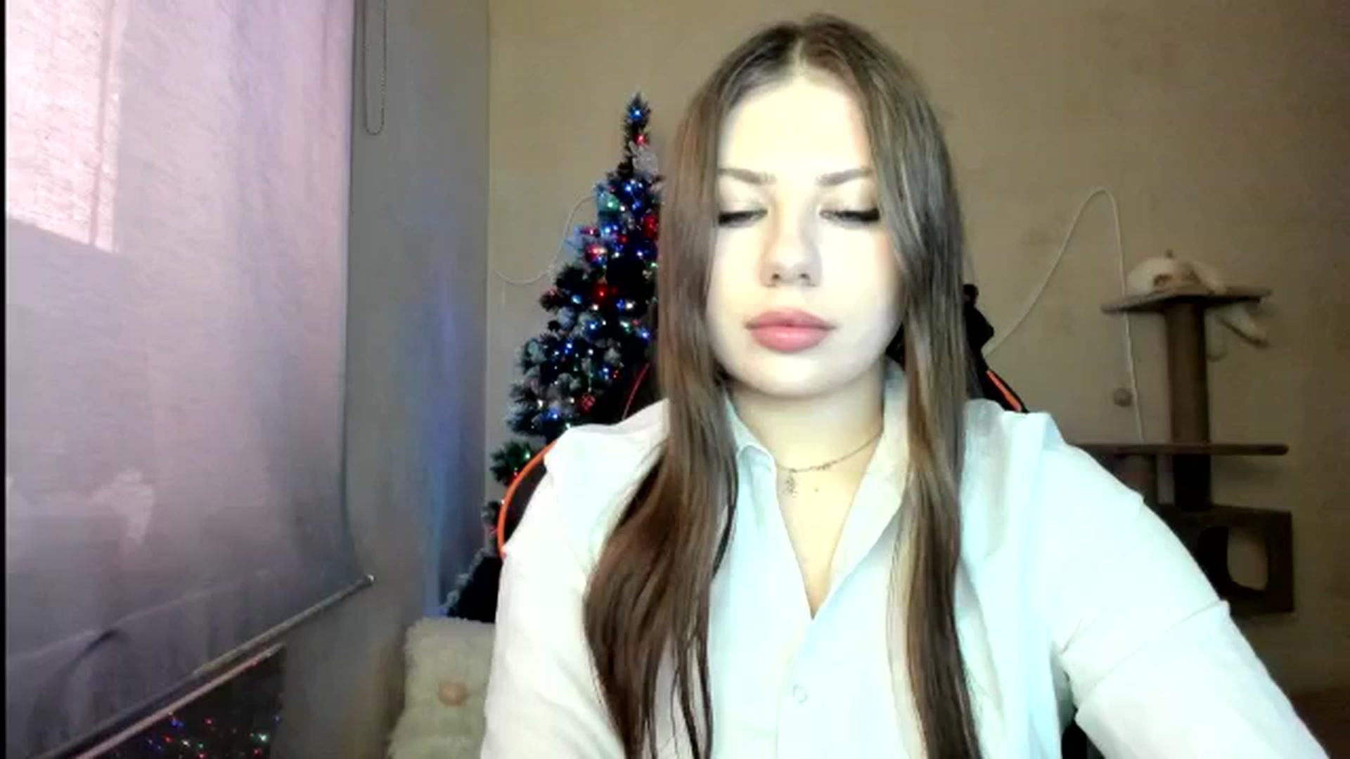 Gallery image thumbnail from FlyingDream's myfreecams stream on, 01/11/2026, 12:47 image 13 of 20