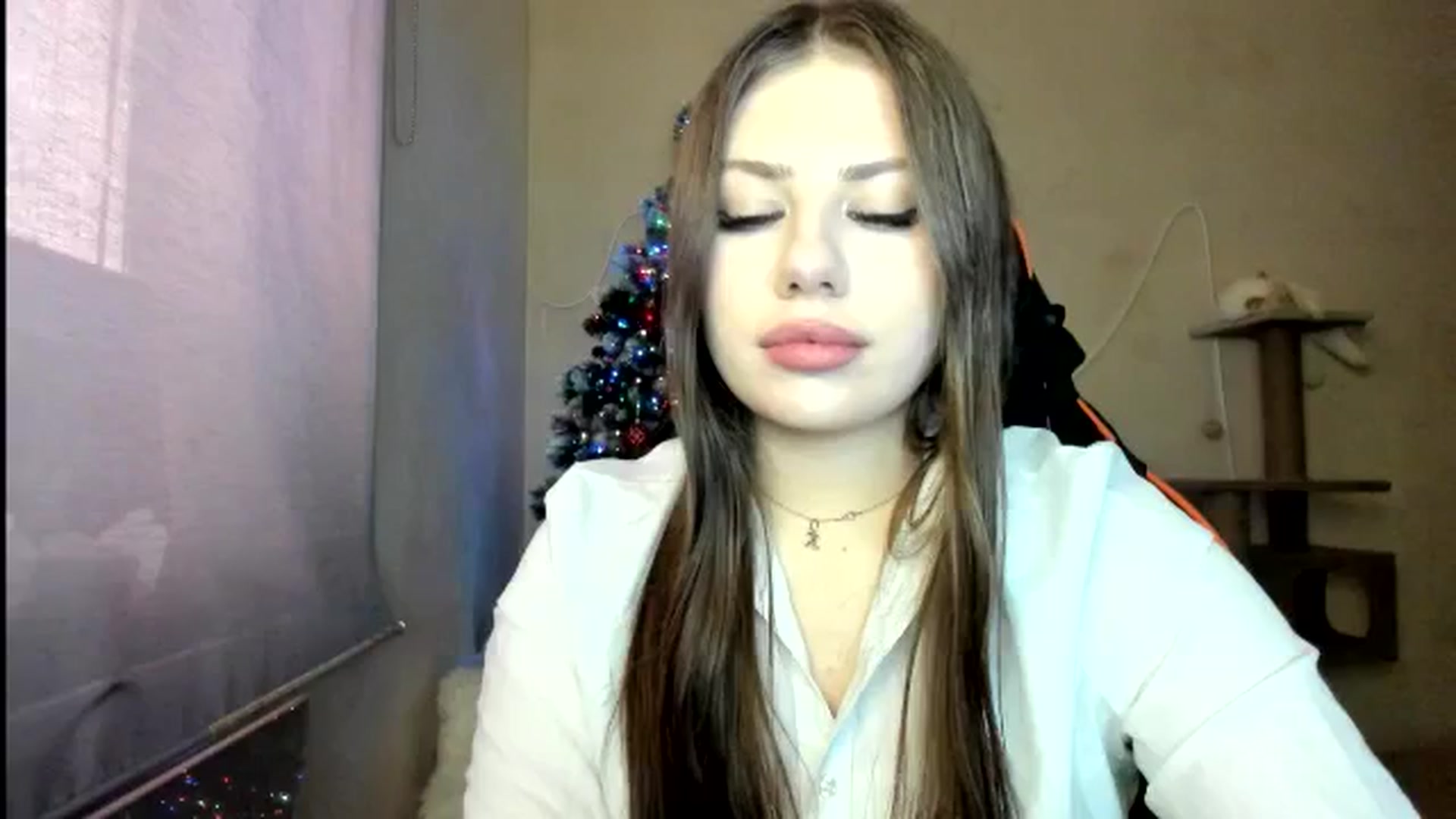 Gallery image thumbnail from FlyingDream's myfreecams stream on, 01/11/2026, 12:47 image 20 of 20