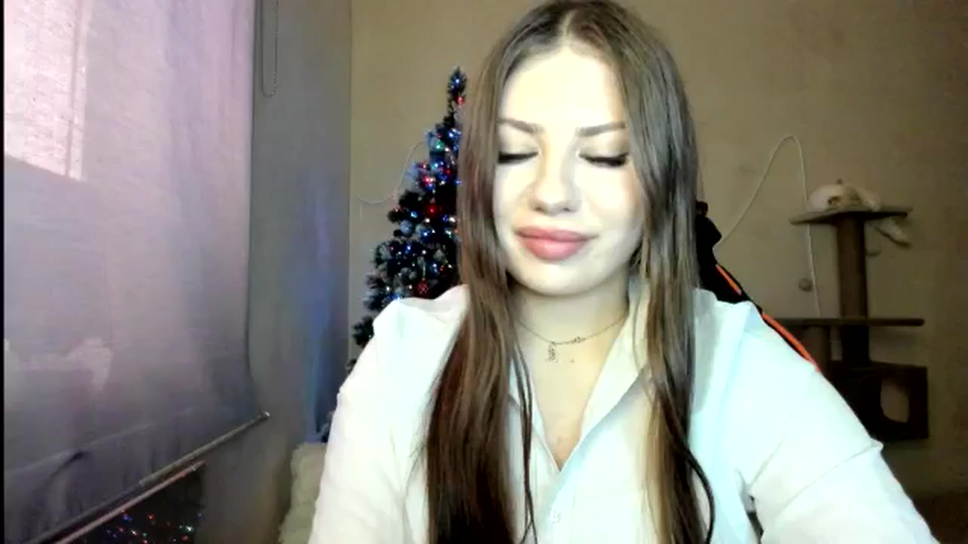 Gallery image thumbnail from FlyingDream's myfreecams stream on, 01/11/2026, 12:47 image 19 of 20