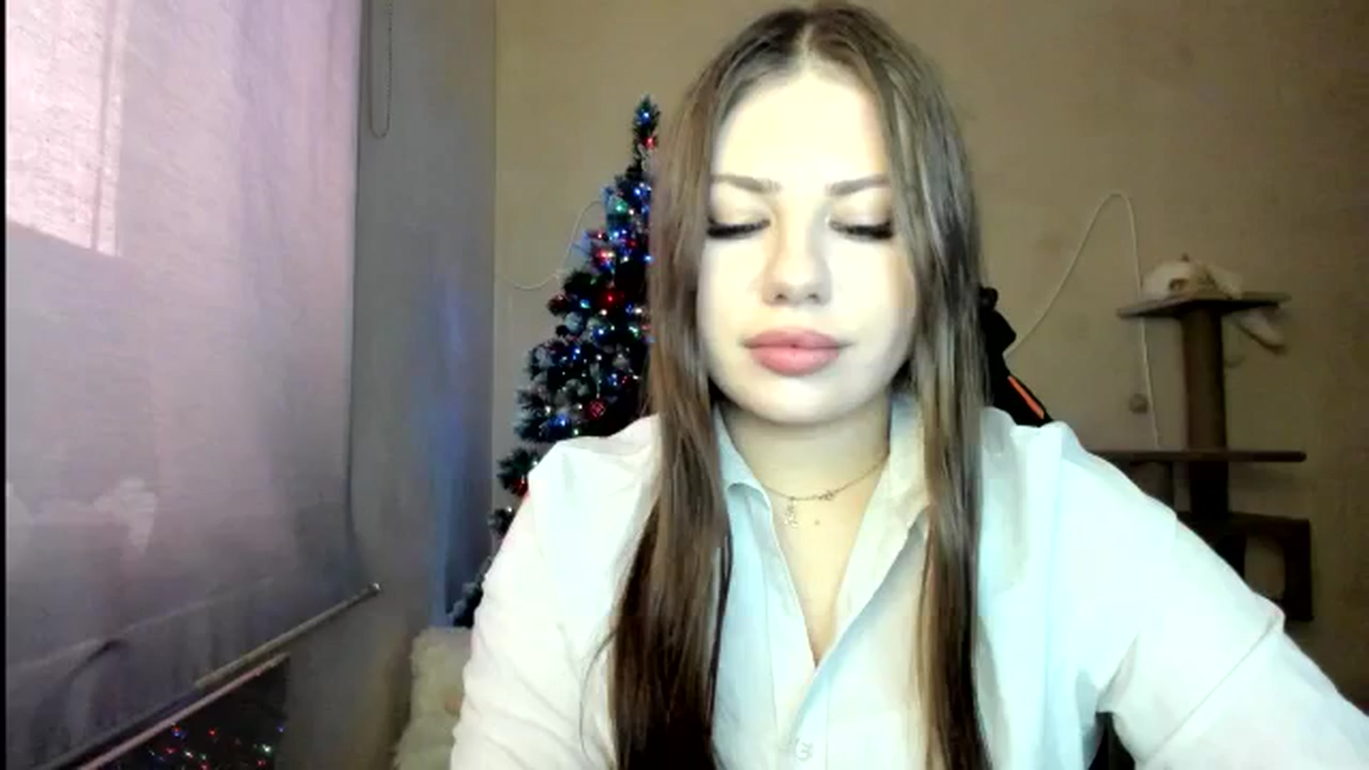 Gallery image thumbnail from FlyingDream's myfreecams stream on, 01/11/2026, 12:47 image 17 of 20