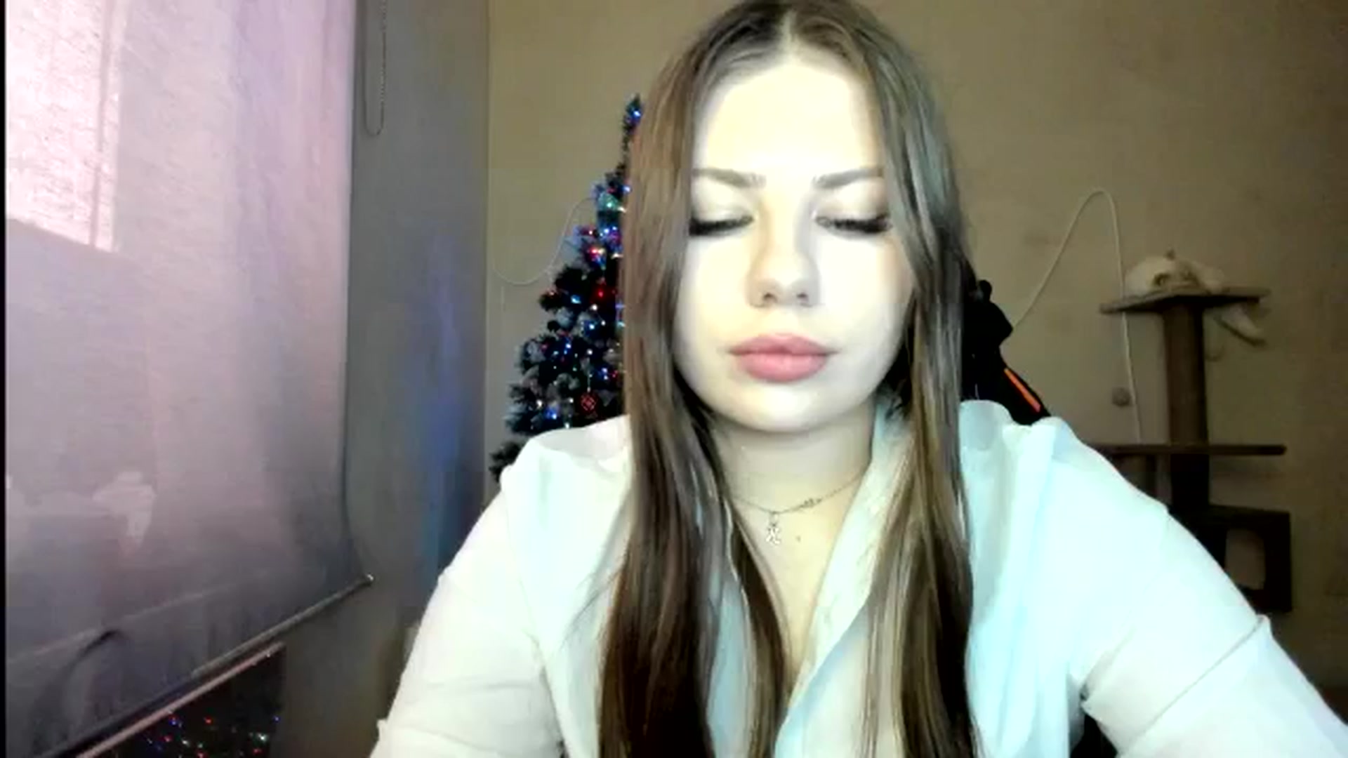 Gallery image thumbnail from FlyingDream's myfreecams stream on, 01/11/2026, 12:47 image 7 of 20
