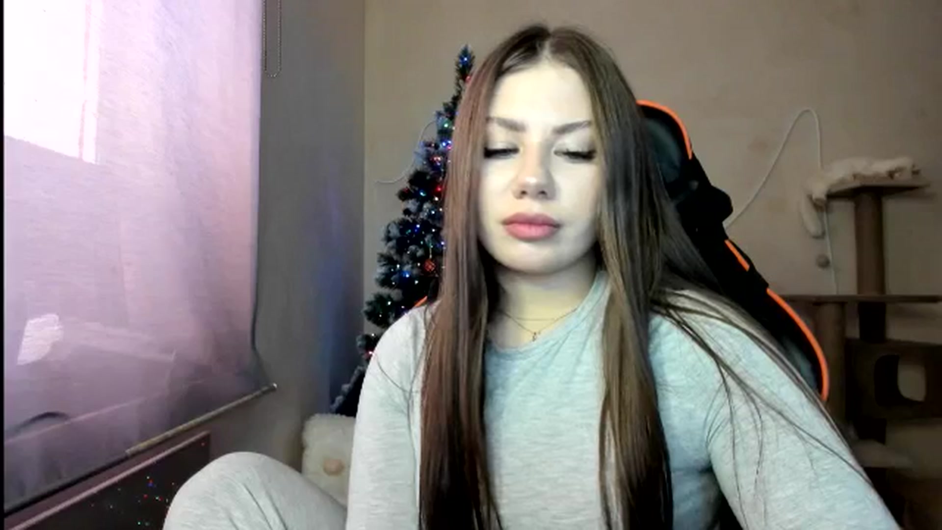 Gallery image thumbnail from FlyingDream's myfreecams stream on, 01/12/2026, 11:46 image 10 of 20