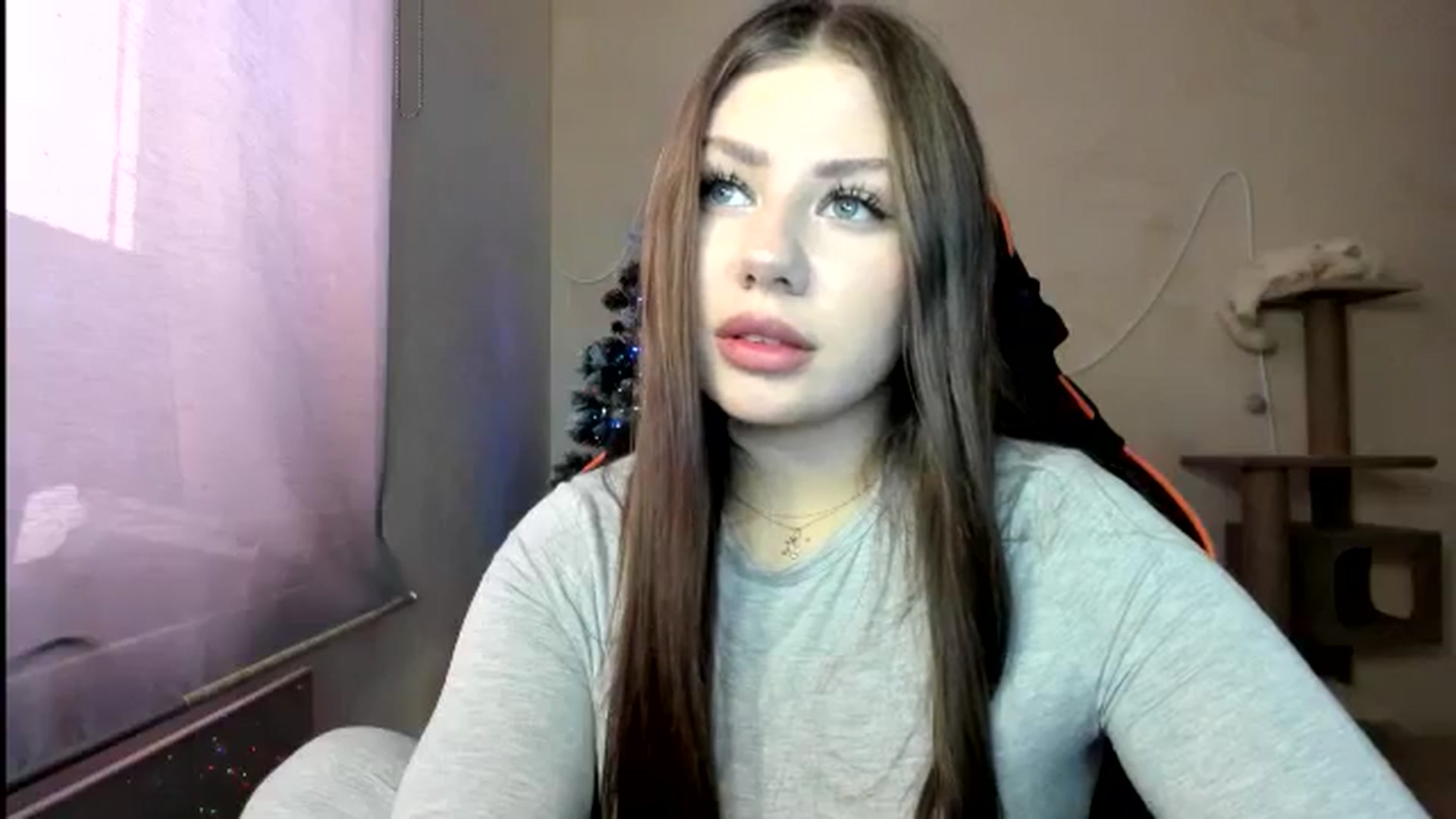Gallery image thumbnail from FlyingDream's myfreecams stream on, 01/12/2026, 11:46 image 13 of 20