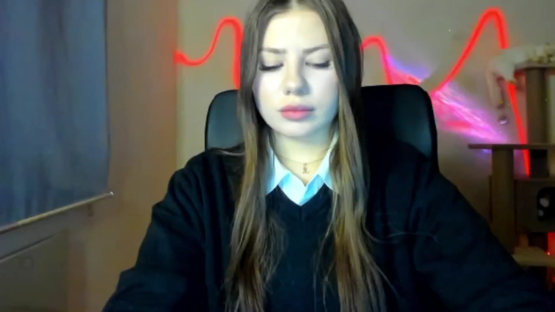 Gallery image thumbnail from FlyingDream's myfreecams stream on, 01/18/2026, 15:37 image 15 of 20