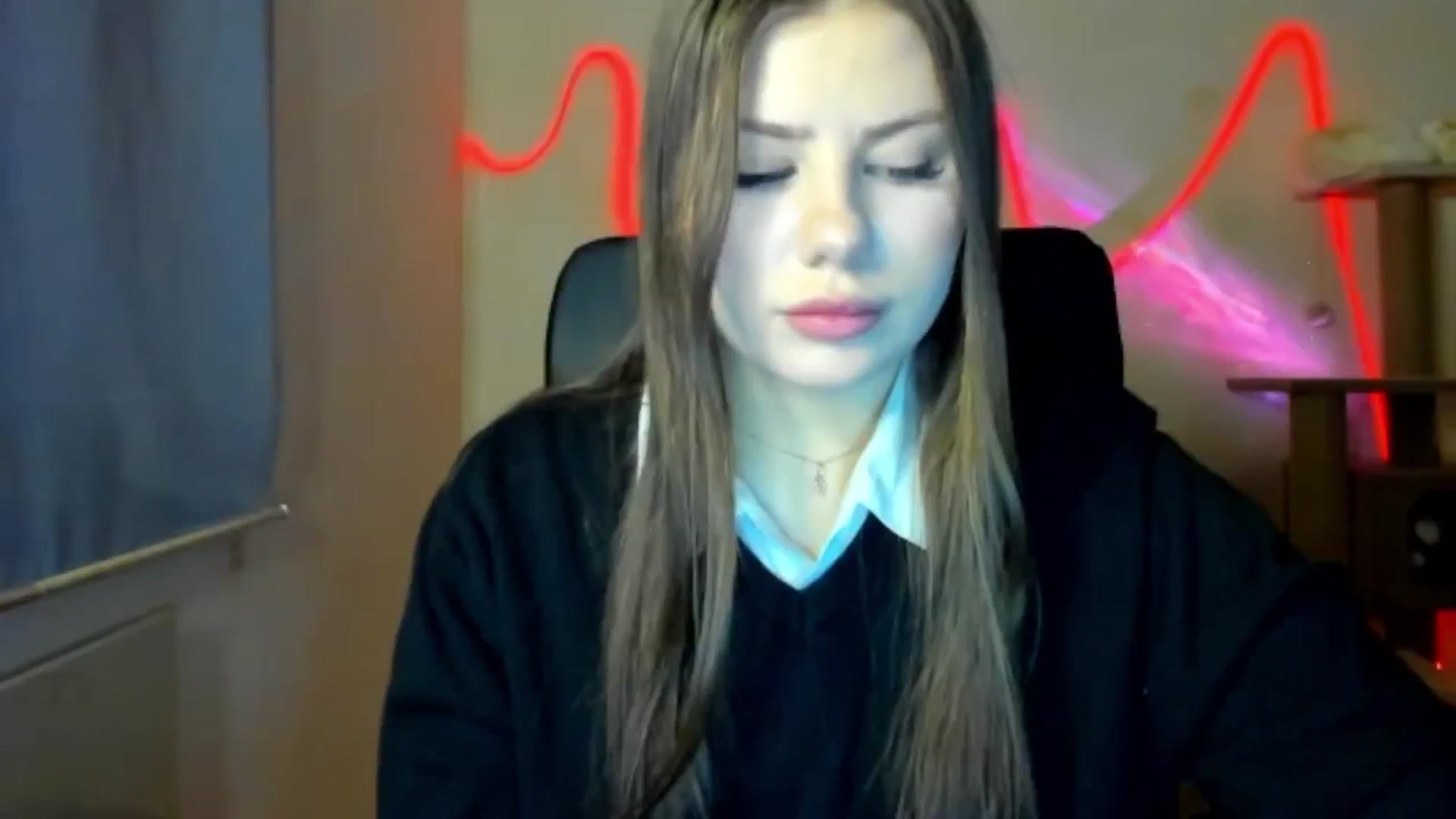 Gallery image thumbnail from FlyingDream's myfreecams stream on, 01/18/2026, 15:37 image 12 of 20
