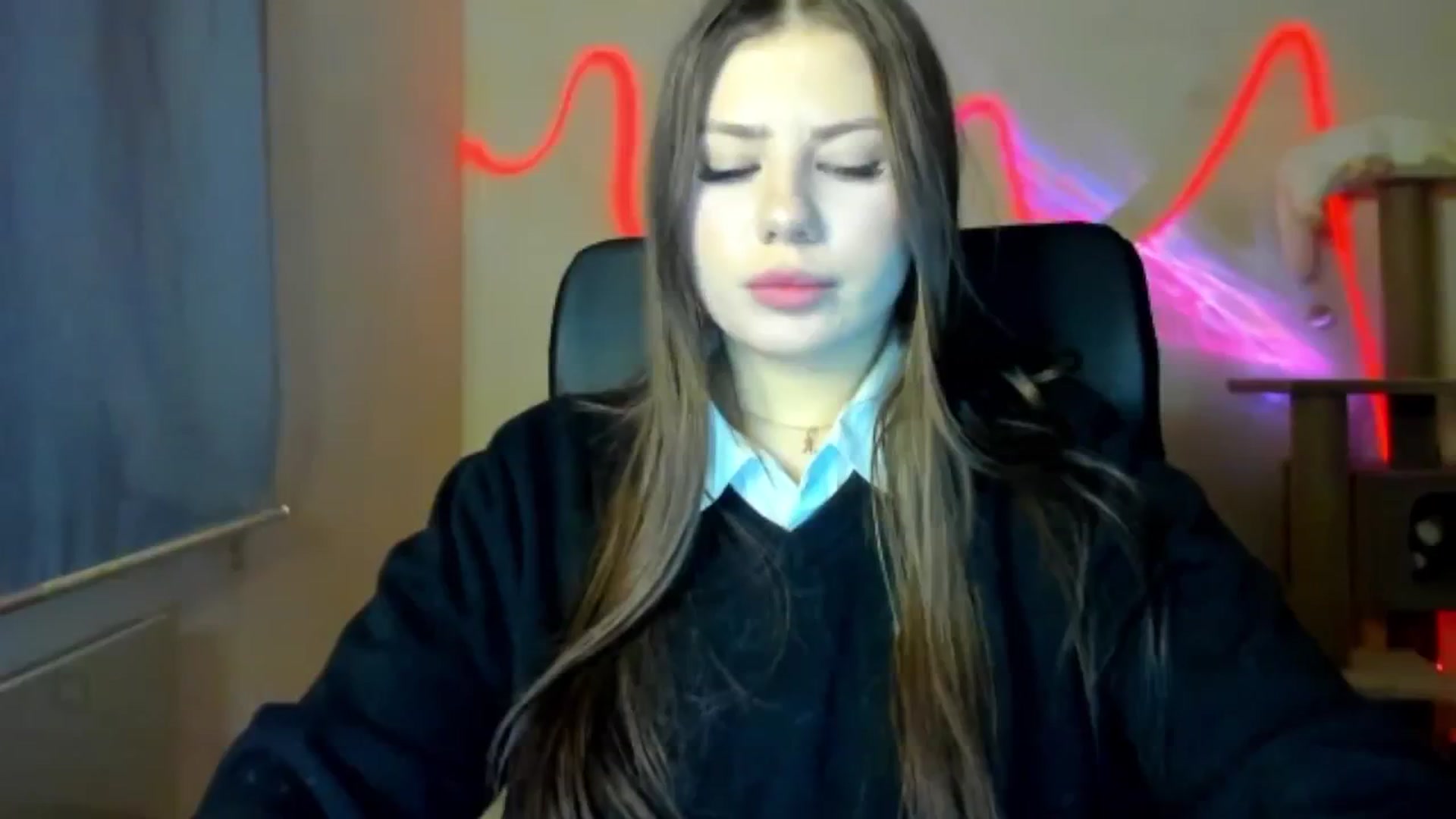 Gallery image thumbnail from FlyingDream's myfreecams stream on, 01/18/2026, 15:37 image 17 of 20