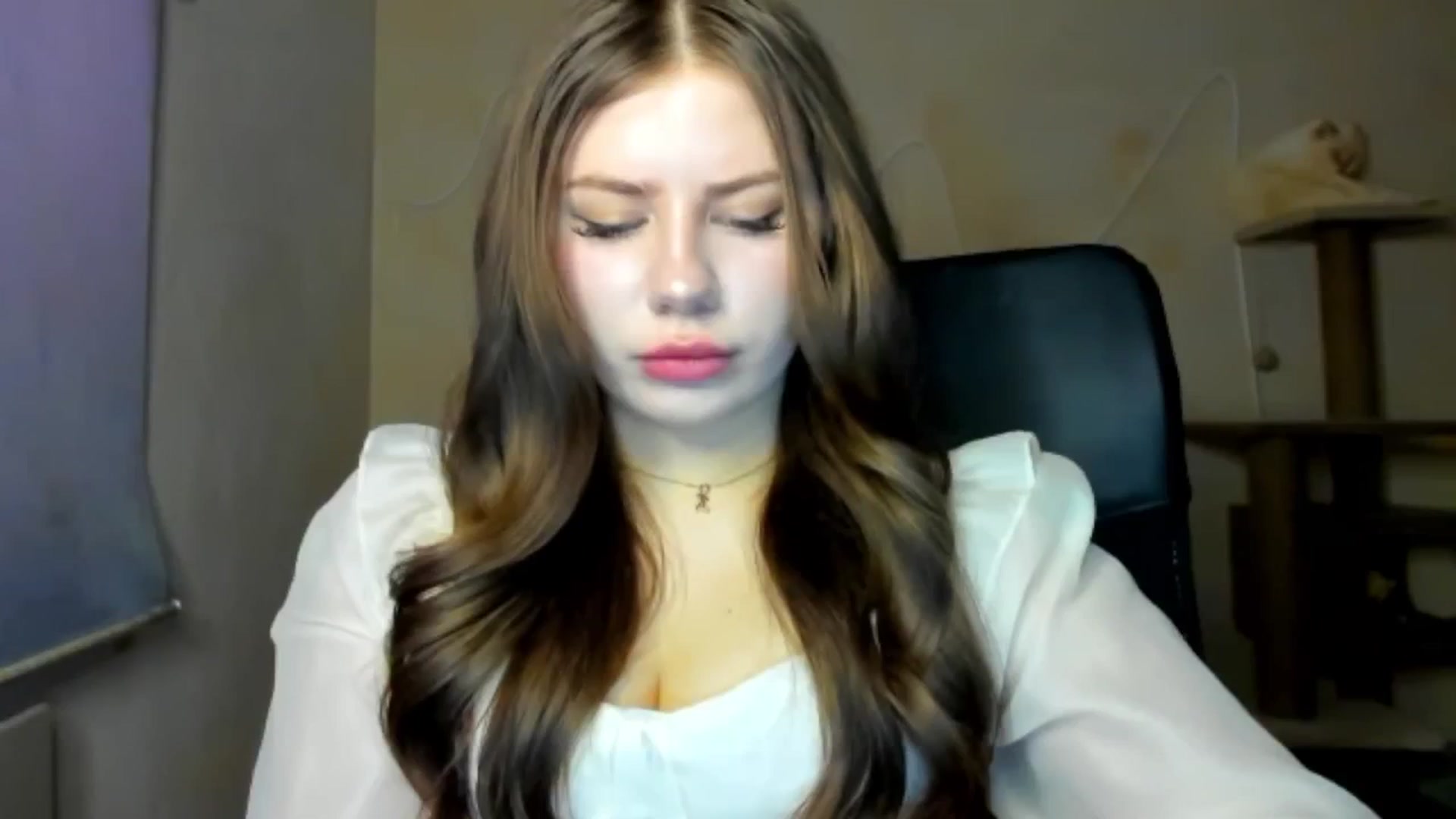Gallery image thumbnail from FlyingDream's myfreecams stream on, 02/15/2026, 14:01 image 2 of 20