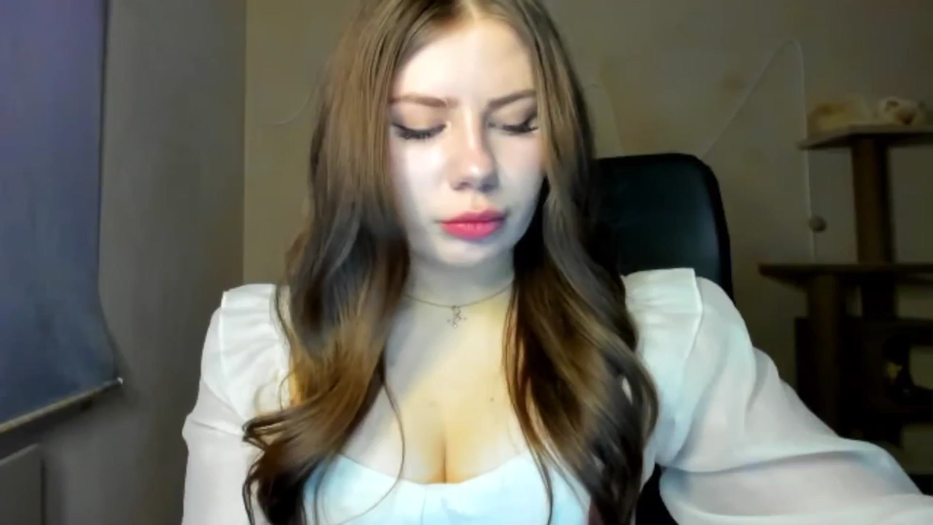 Gallery image thumbnail from FlyingDream's myfreecams stream on, 02/15/2026, 14:01 image 15 of 20