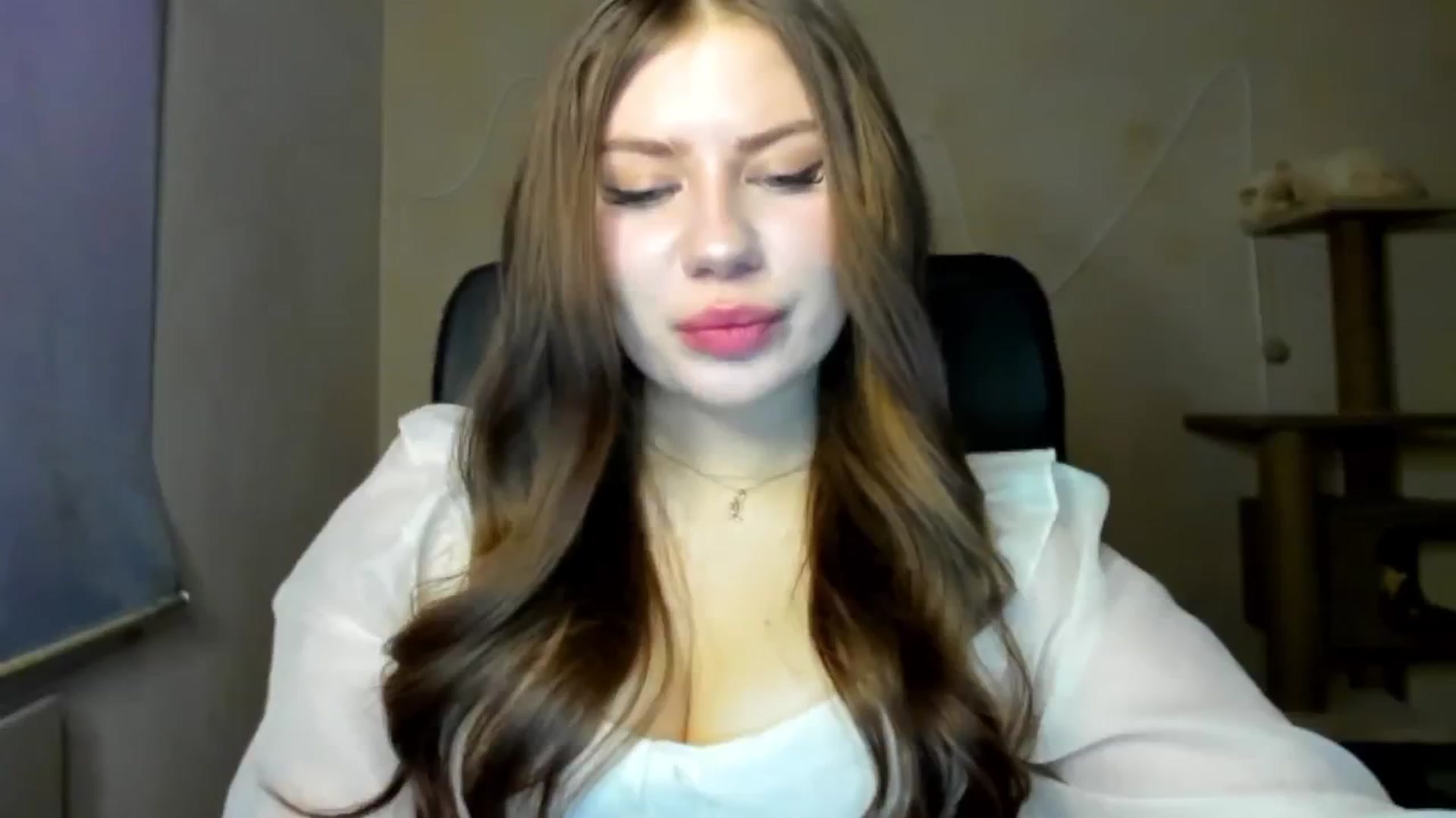 Gallery image thumbnail from FlyingDream's myfreecams stream on, 02/15/2026, 14:01 image 9 of 20