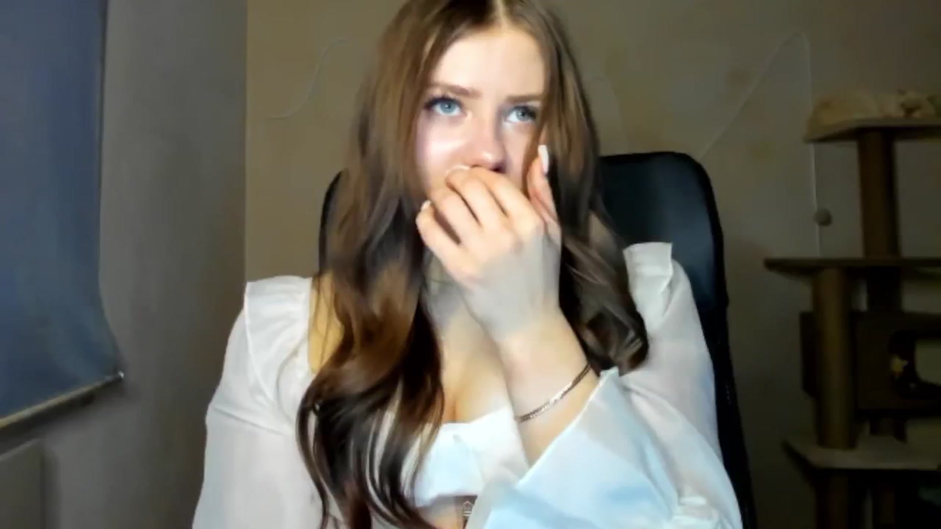 Gallery image thumbnail from FlyingDream's myfreecams stream on, 02/15/2026, 15:10 image 3 of 20