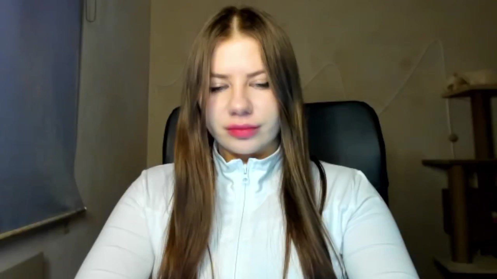 Gallery image thumbnail from FlyingDream's myfreecams stream on, 02/17/2026, 15:14 image 6 of 20
