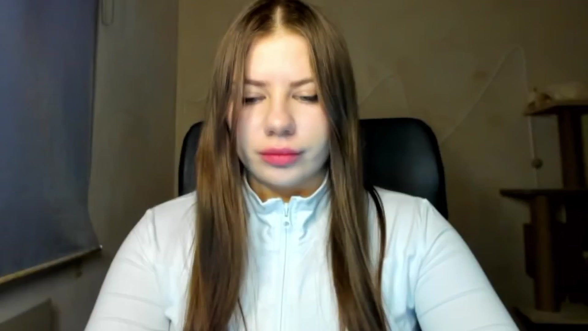 Gallery image thumbnail from FlyingDream's myfreecams stream on, 02/17/2026, 15:14 image 7 of 20