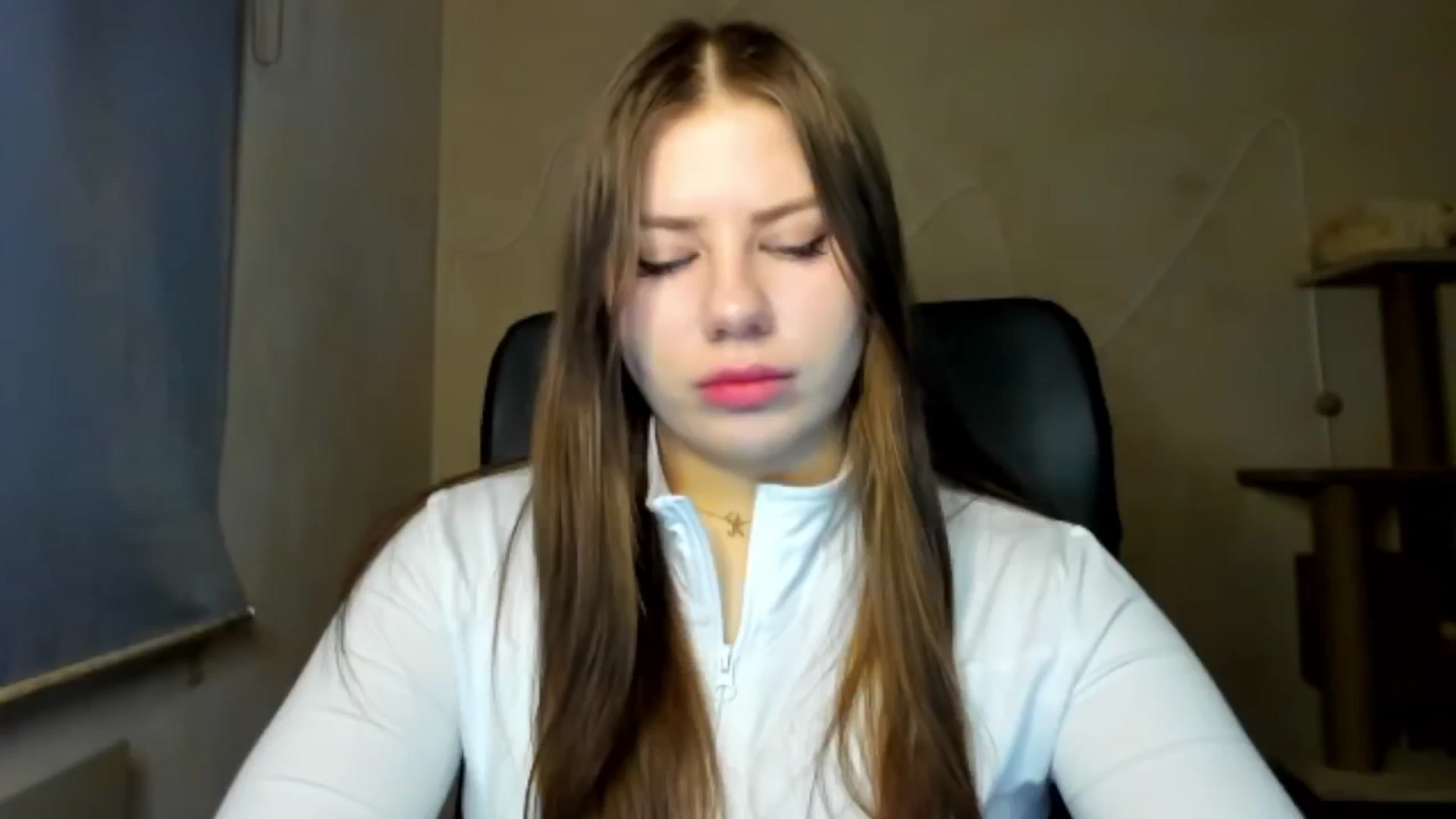 Gallery image thumbnail from FlyingDream's myfreecams stream on, 02/17/2026, 15:14 image 19 of 20