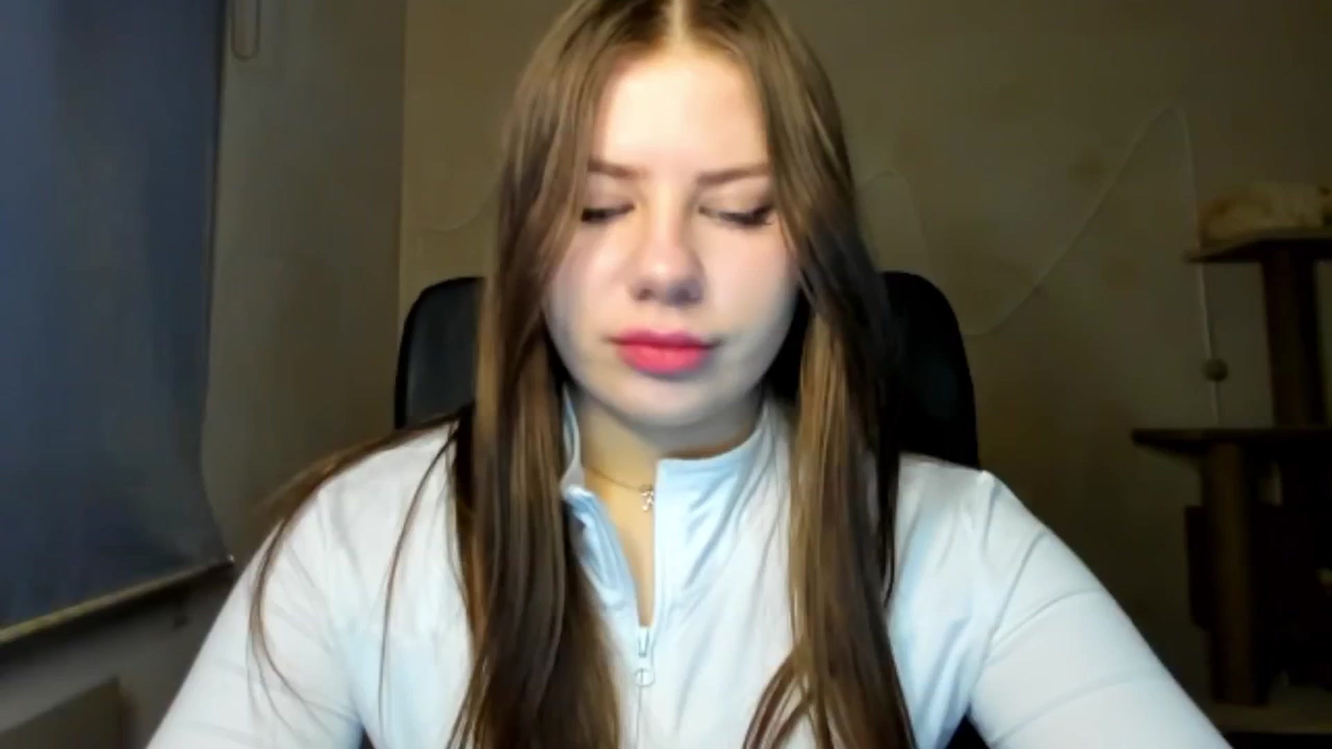 Gallery image thumbnail from FlyingDream's myfreecams stream on, 02/17/2026, 15:14 image 17 of 20