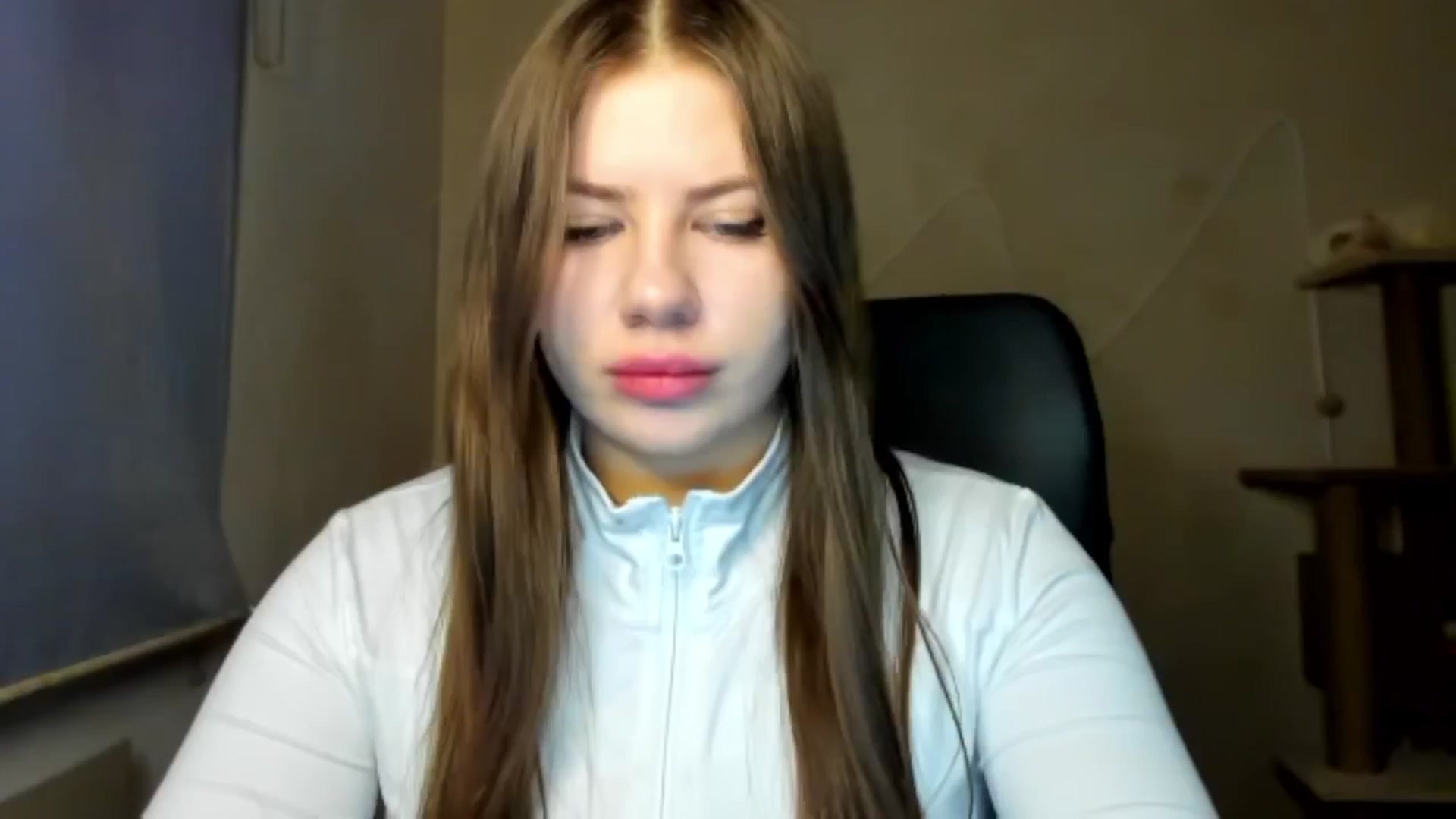 Gallery image thumbnail from FlyingDream's myfreecams stream on, 02/17/2026, 15:14 image 4 of 20