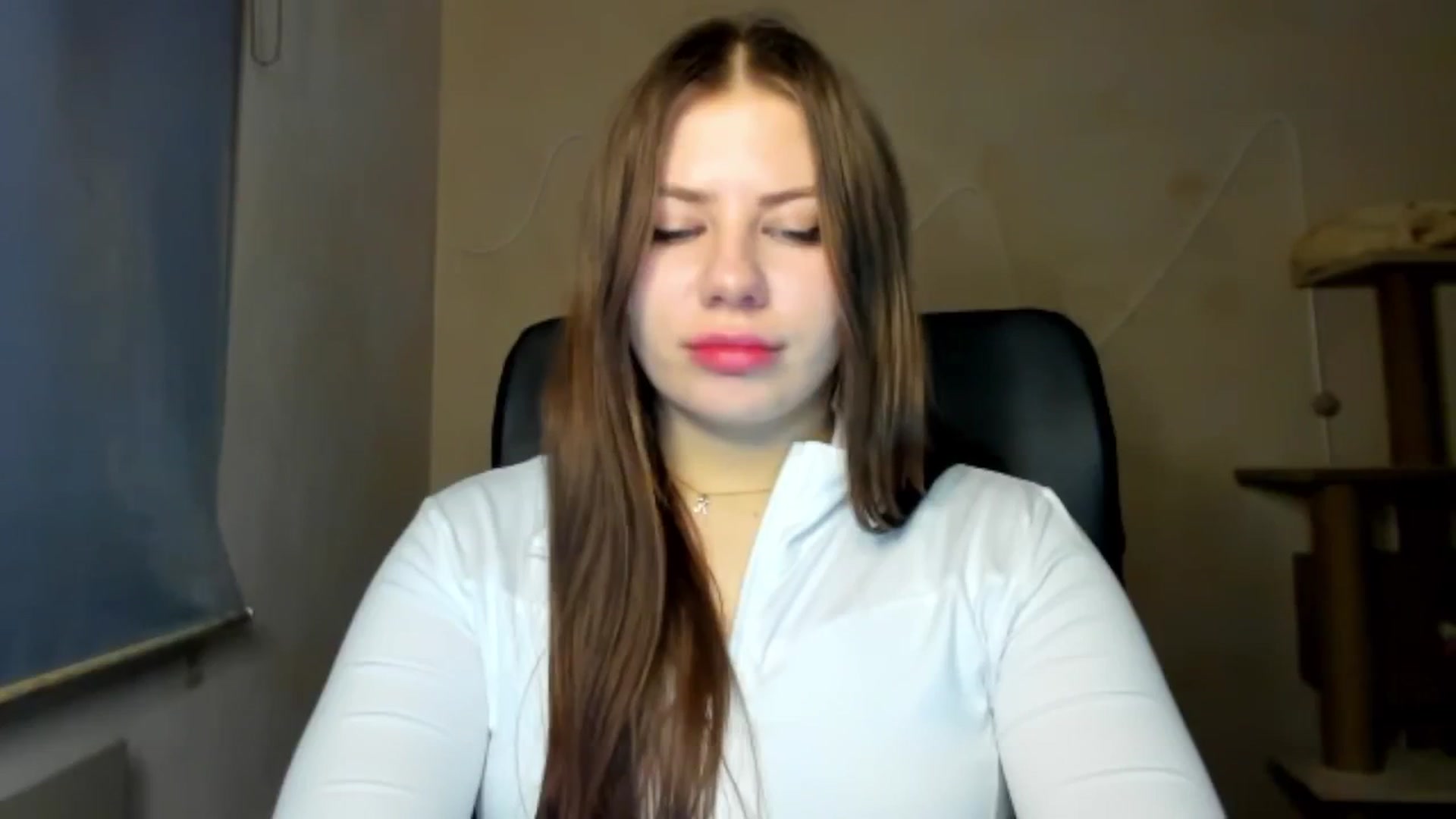 Gallery image thumbnail from FlyingDream's myfreecams stream on, 02/17/2026, 16:02 image 18 of 20