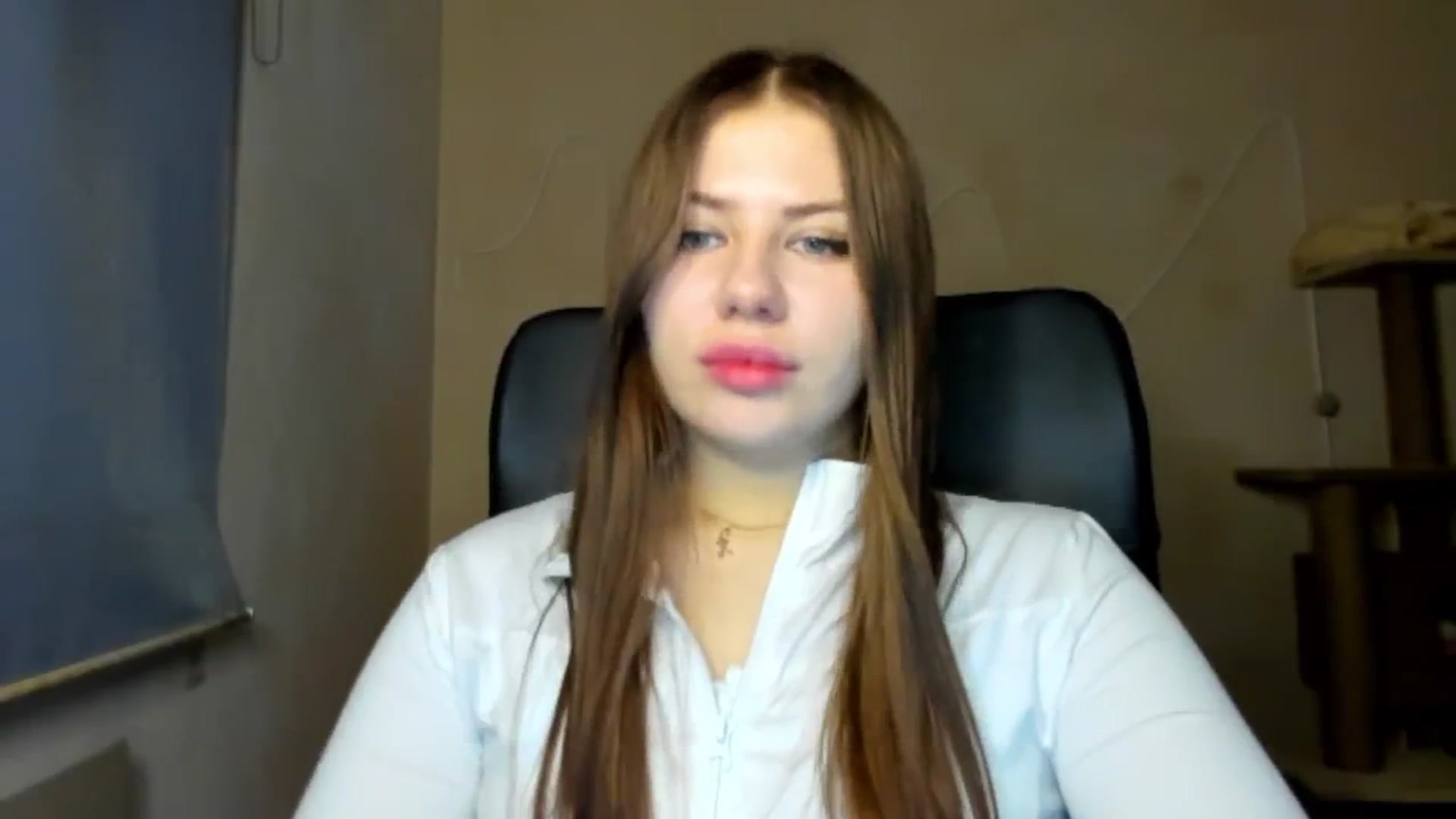 Gallery image thumbnail from FlyingDream's myfreecams stream on, 02/17/2026, 16:02 image 13 of 20