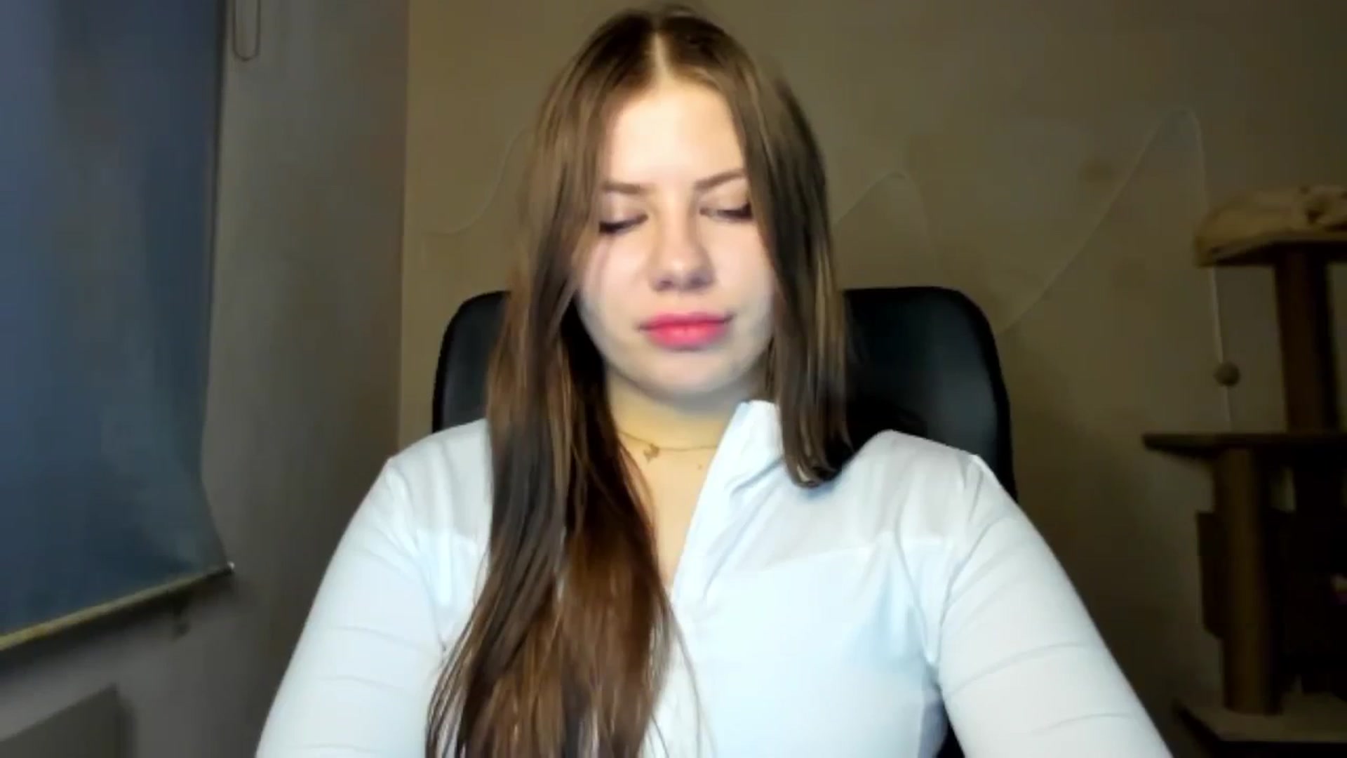 Gallery image thumbnail from FlyingDream's myfreecams stream on, 02/17/2026, 16:02 image 17 of 20