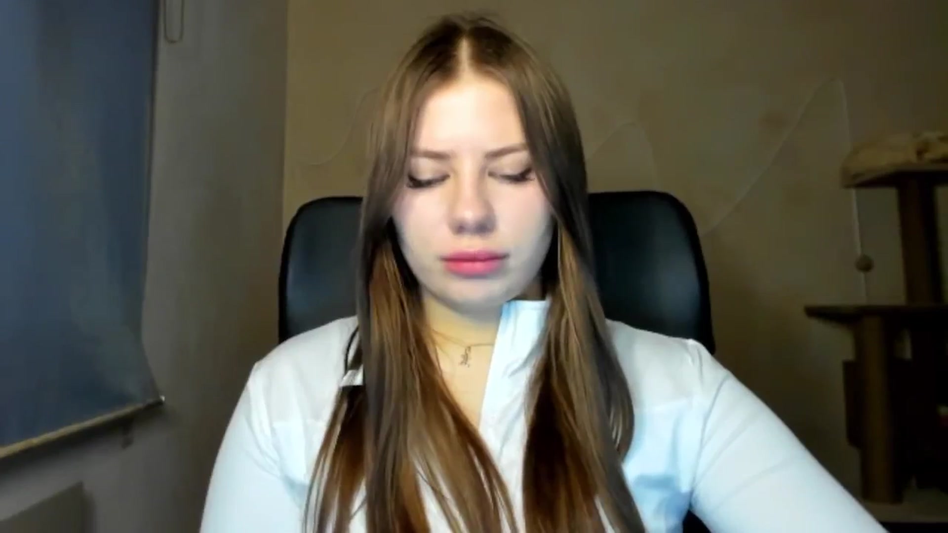 Gallery image thumbnail from FlyingDream's myfreecams stream on, 02/17/2026, 16:02 image 7 of 20