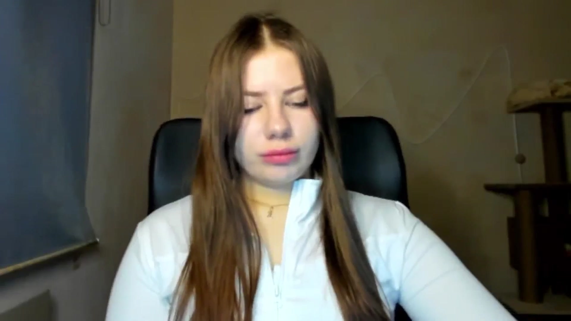 Gallery image thumbnail from FlyingDream's myfreecams stream on, 02/17/2026, 16:02 image 6 of 20