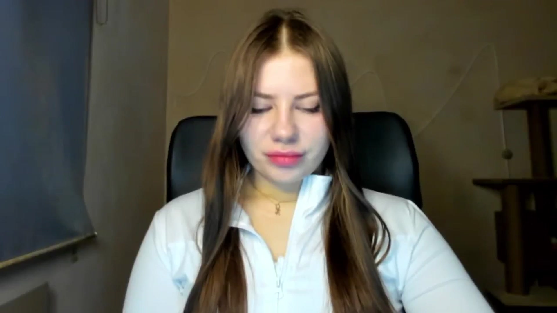Gallery image thumbnail from FlyingDream's myfreecams stream on, 02/17/2026, 16:02 image 9 of 20
