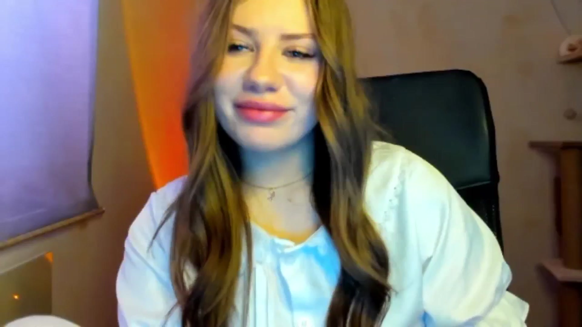 Gallery image thumbnail from FlyingDream's myfreecams stream on, 03/08/2026, 12:32 image 3 of 20